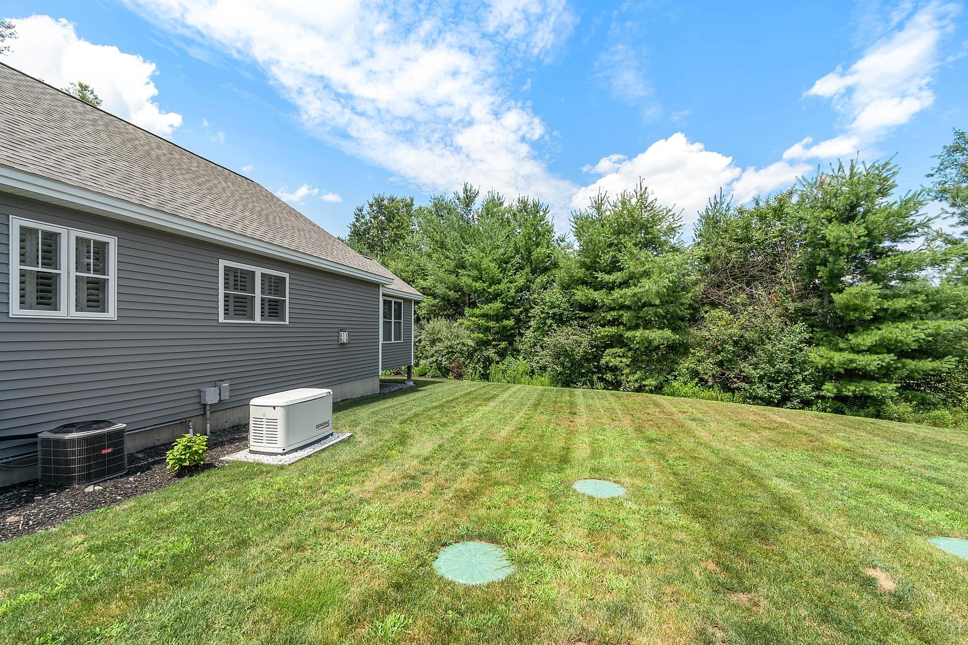 7 Paddock Cir #12, Nashua, NH 03062