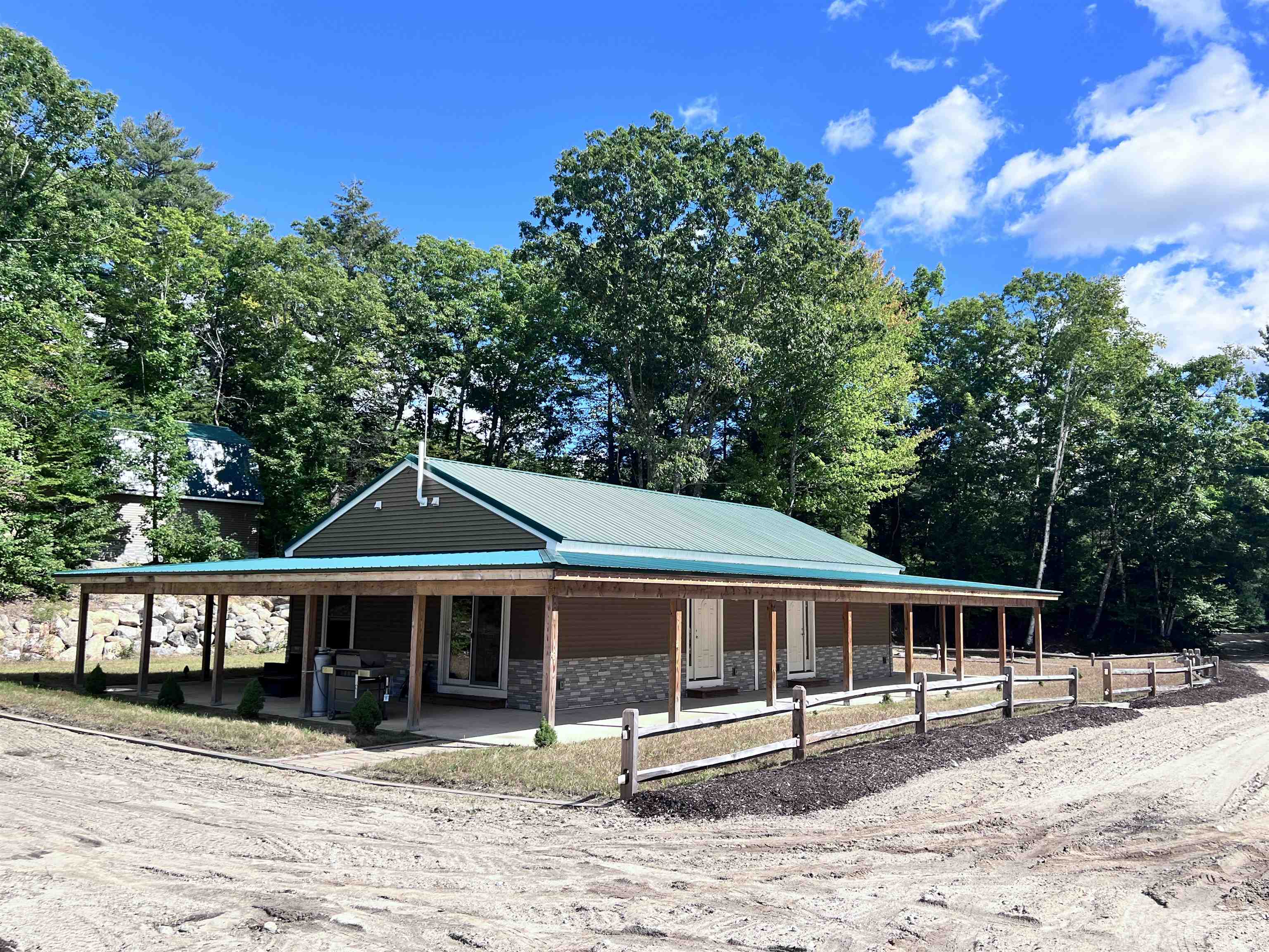 741 West Main Street, Hillsborough, NH photo 2