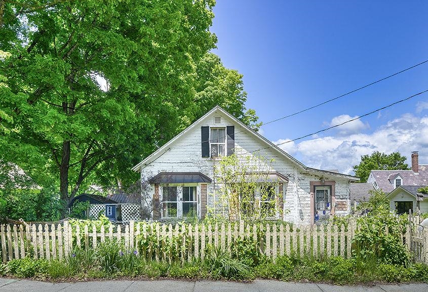 Marlborough NH&nbsp;Home for sale $$249,900 $261 per sq.ft.