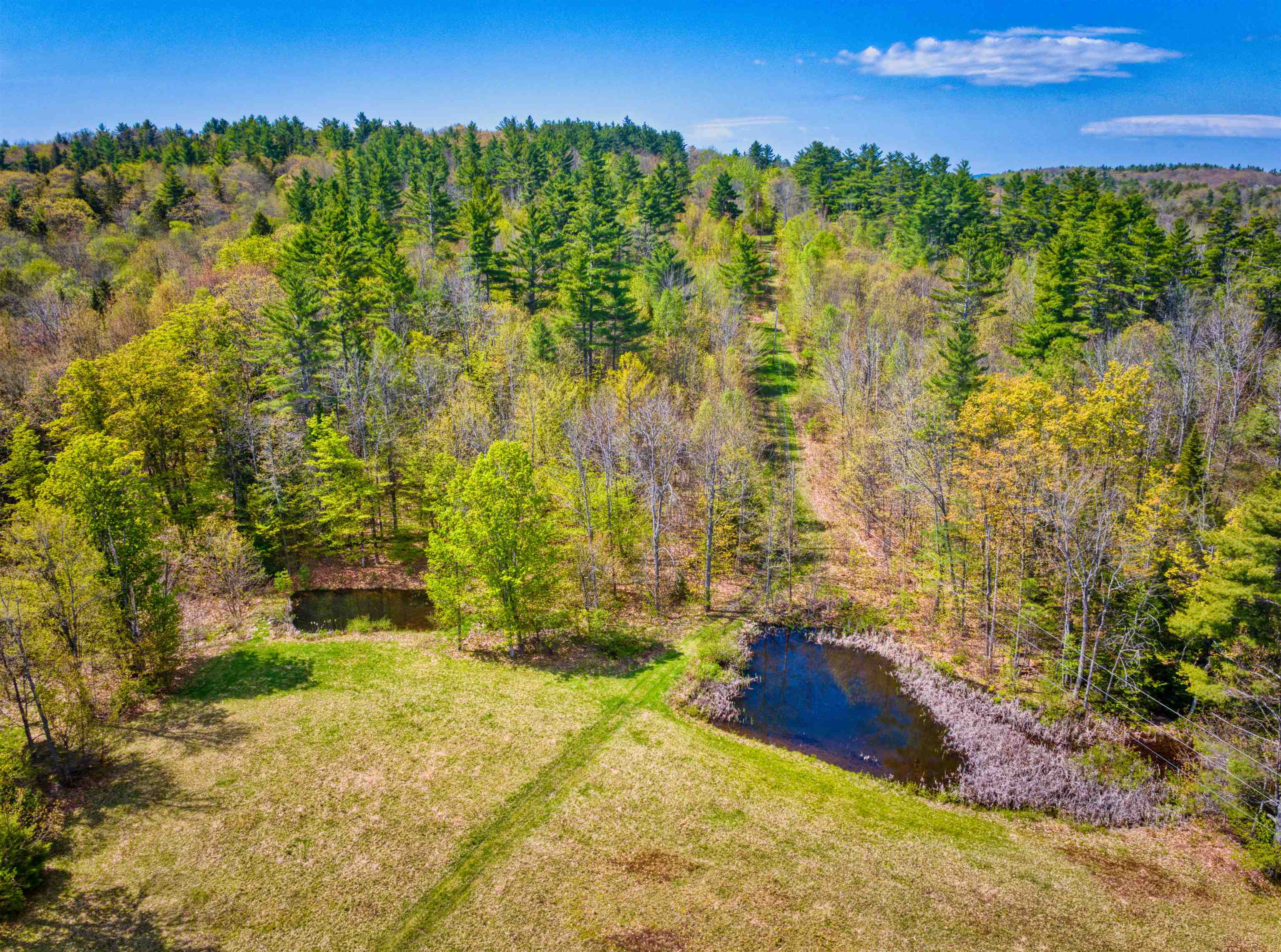 172 Hurd Rd, Lempster, NH 03605