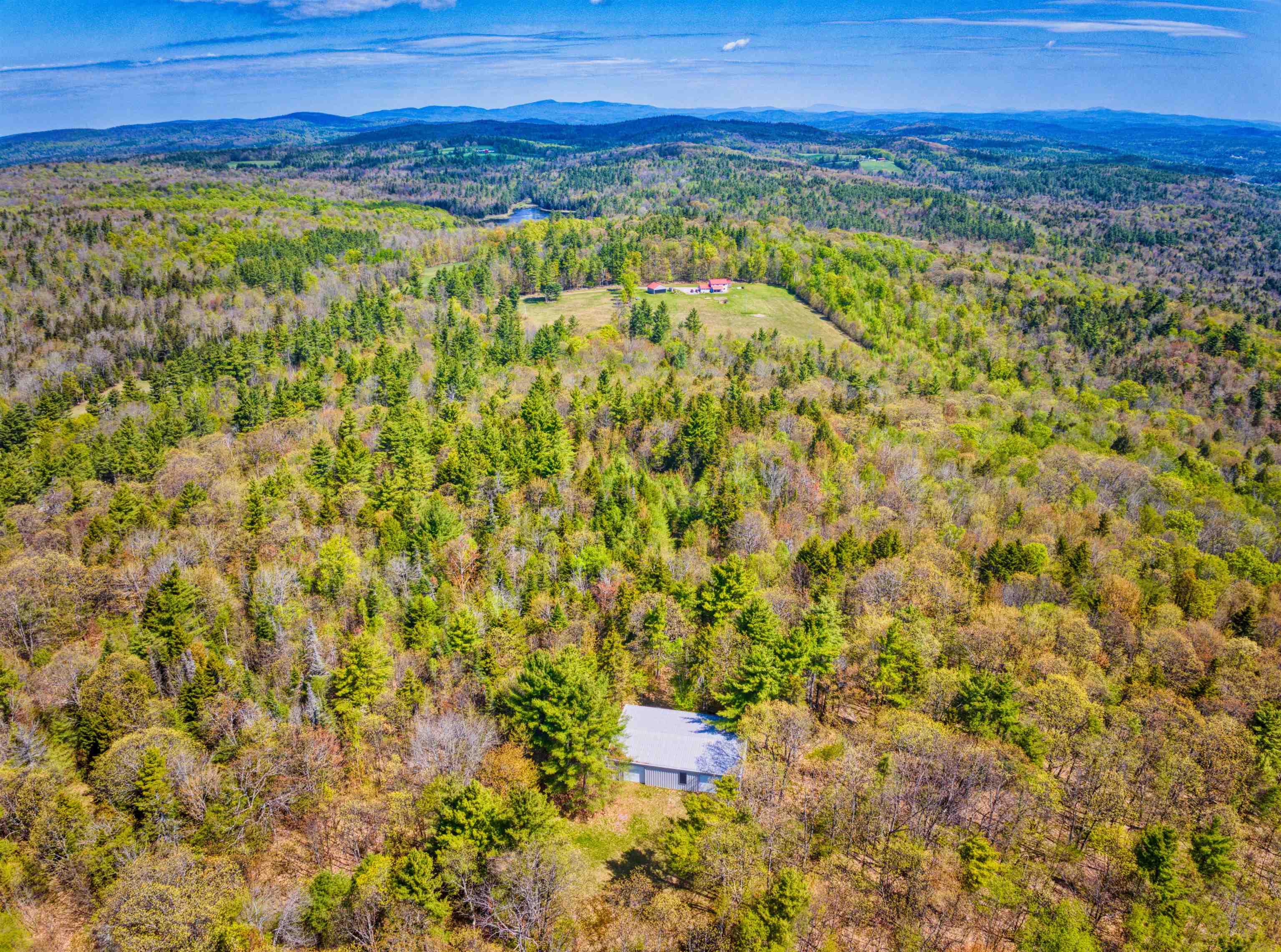 172 Hurd Rd, Lempster, NH 03605