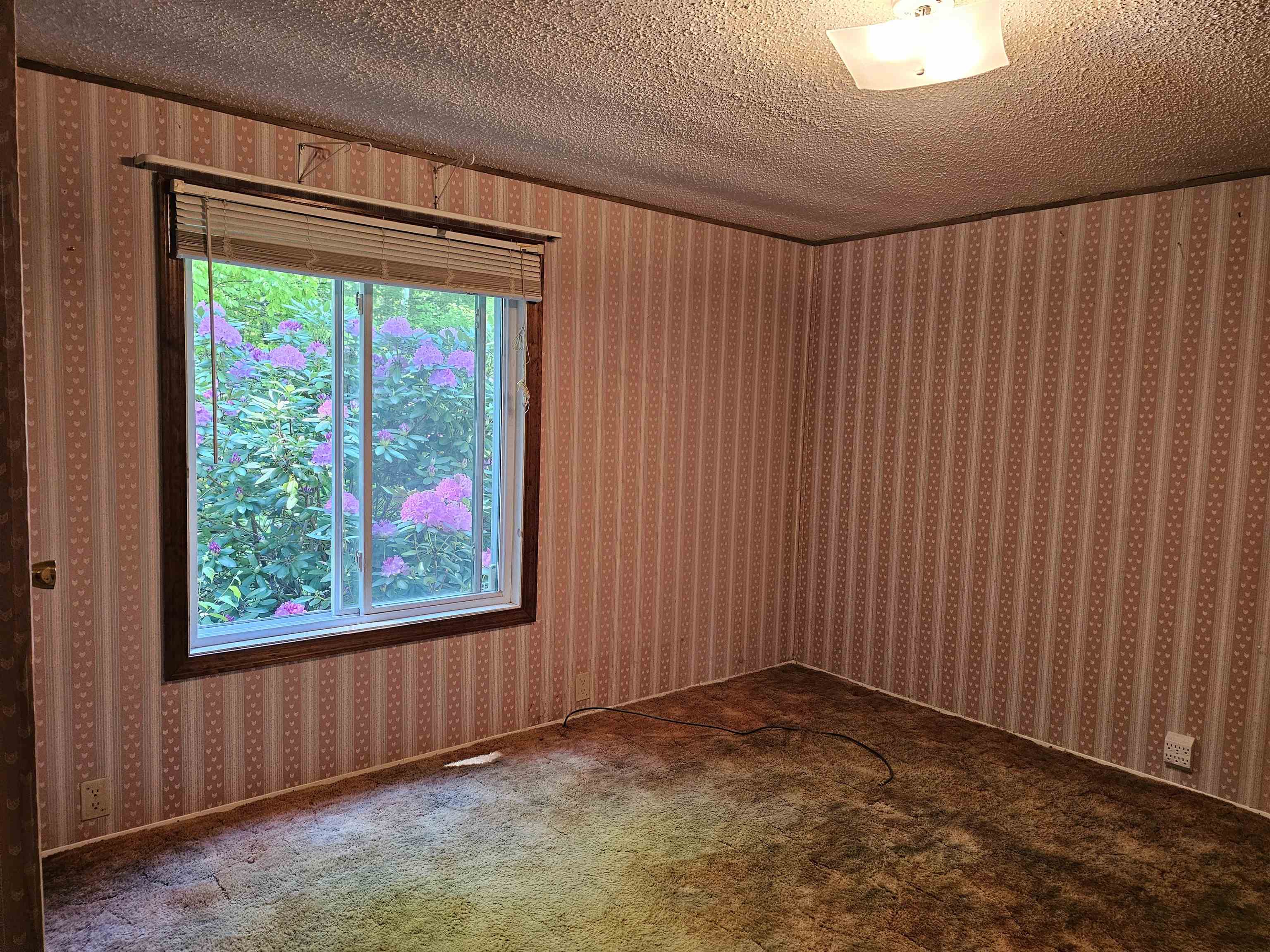 1616 Acworth Rd, Charlestown, NH 03603