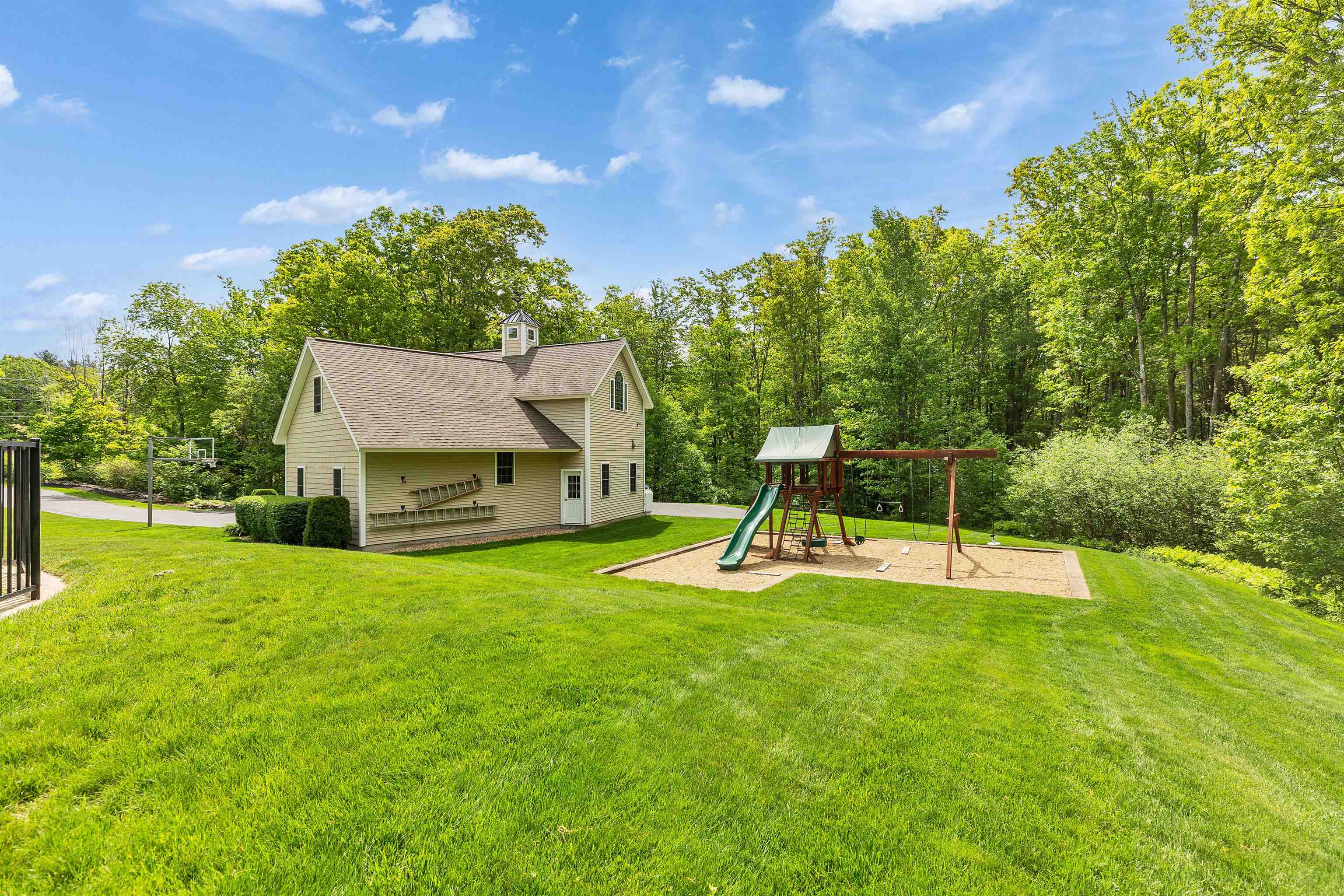 51 Wilson Hill Rd, New Ipswich, NH 03071