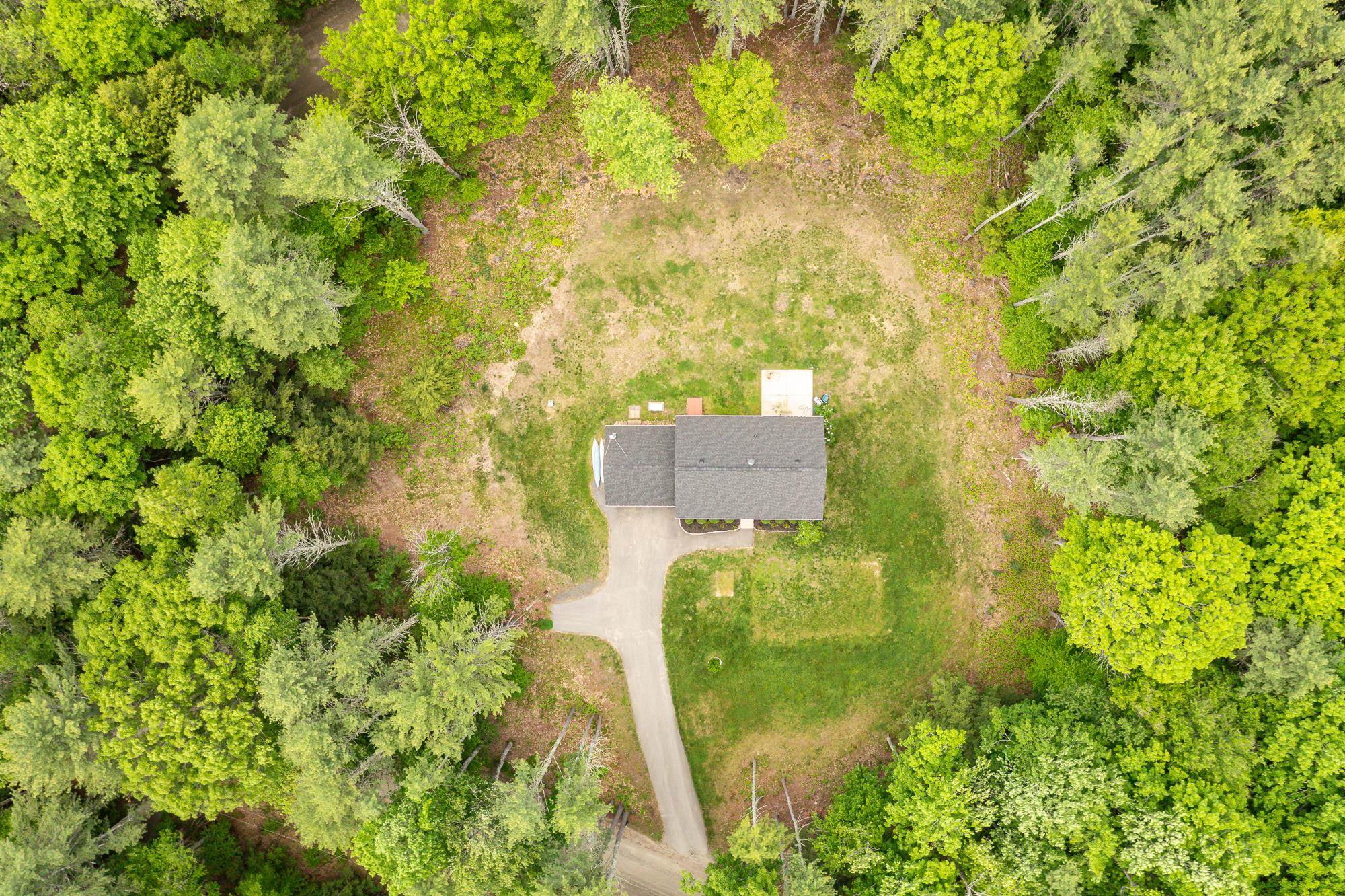 84 Osprey Ln, Lee, NH 03861