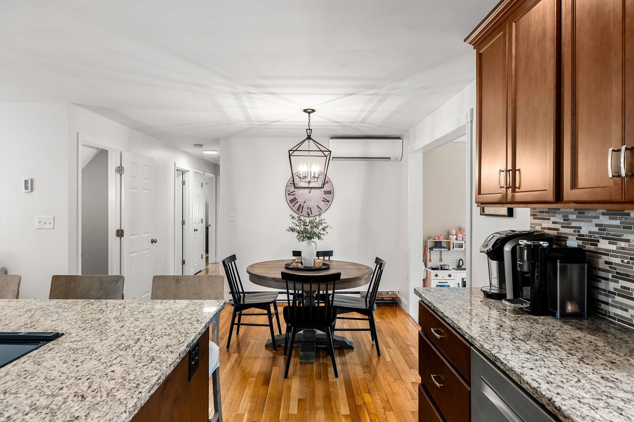 5 Falcon Dr, Pelham, NH 03076
