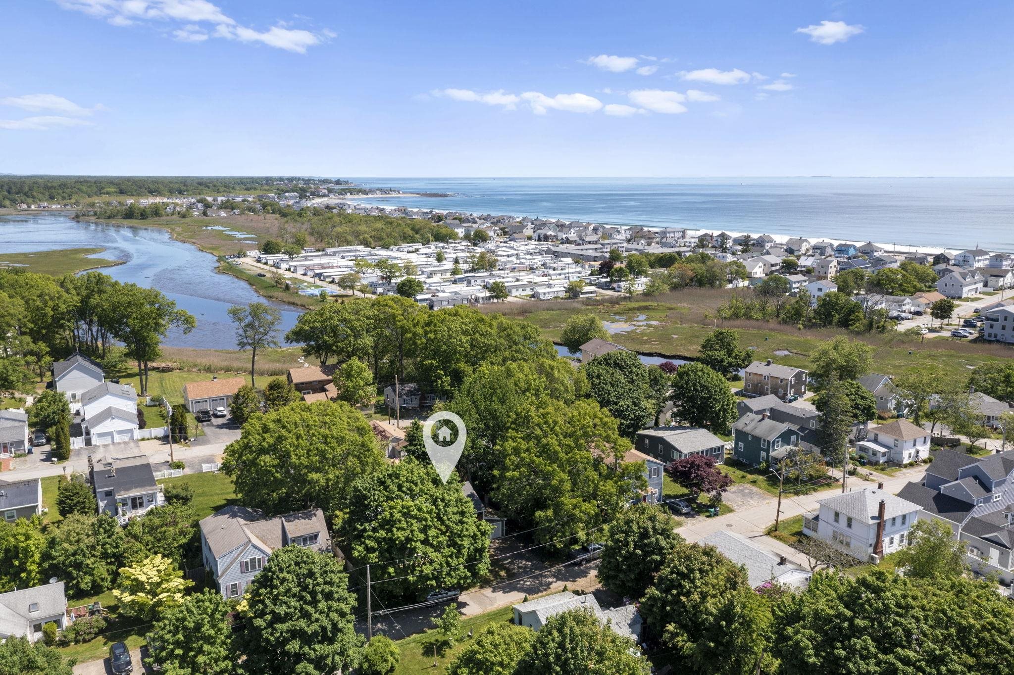 11 Emerald Ave, Hampton, NH 03842
