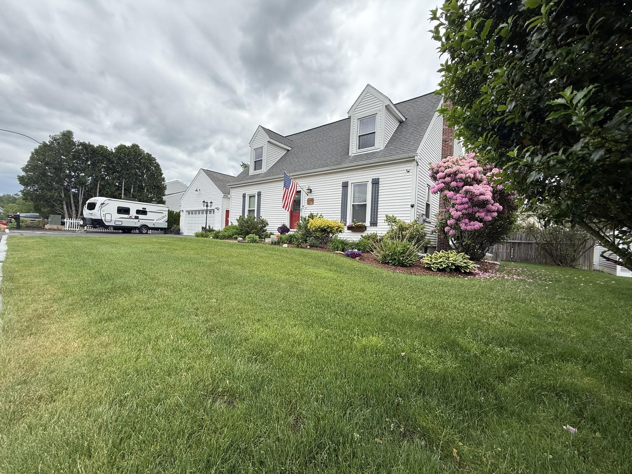 176 Stanton St, Manchester, NH 03103