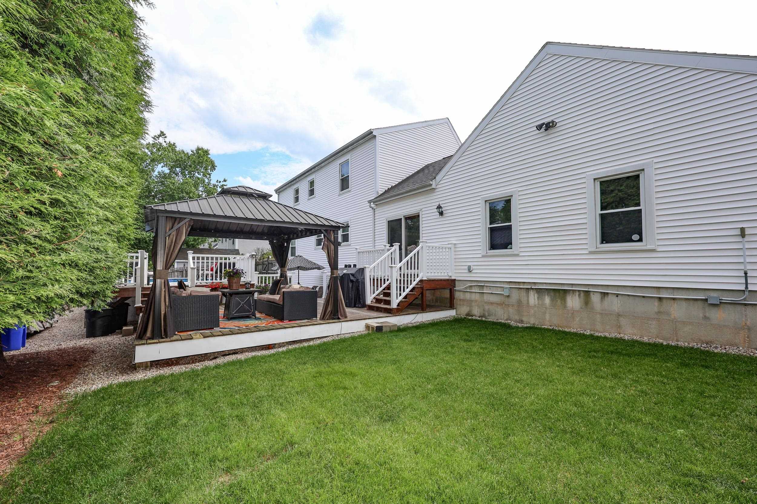 176 Stanton St, Manchester, NH 03103