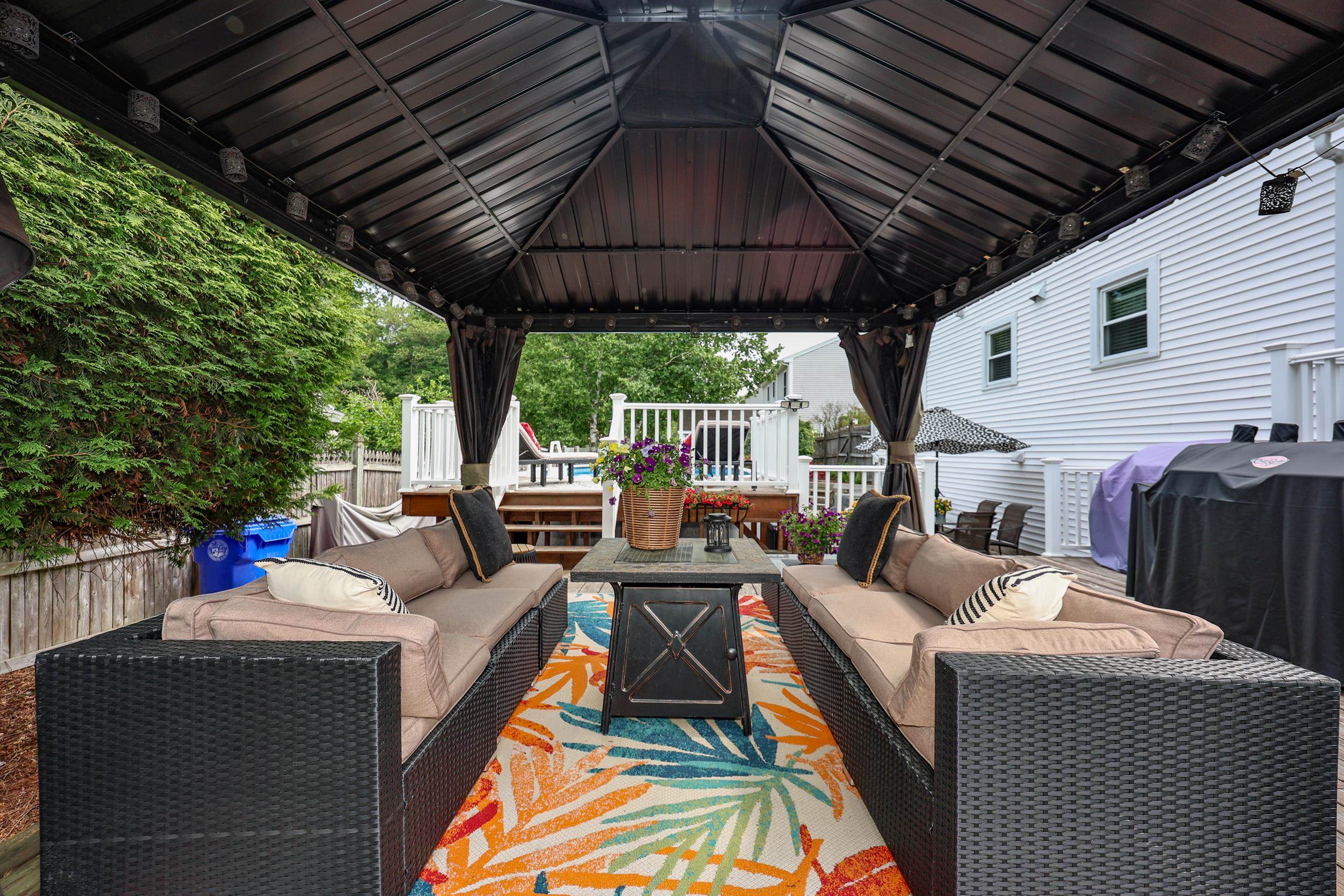 176 Stanton St, Manchester, NH 03103
