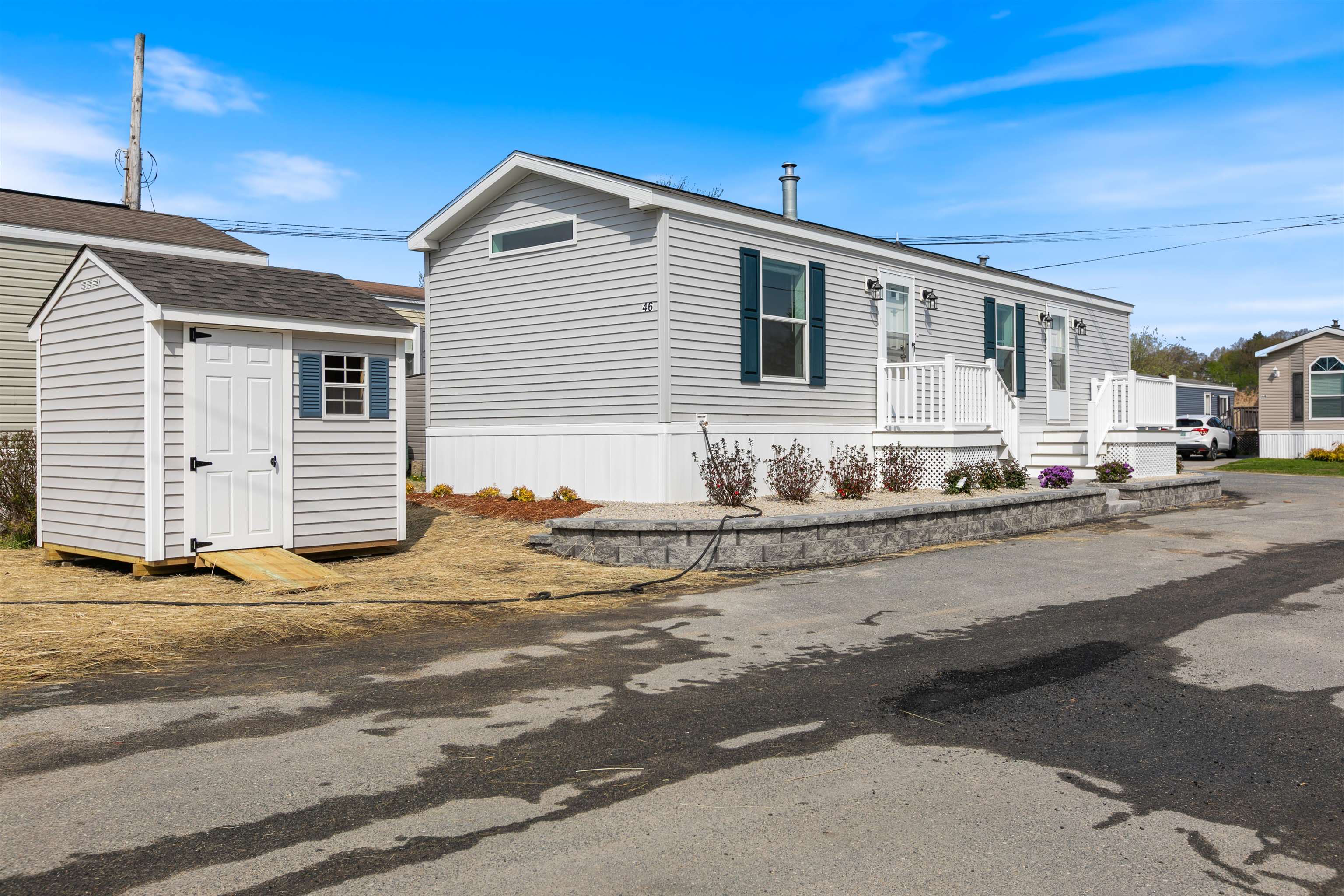 46 Brookwood Dr, Salem, NH 03079