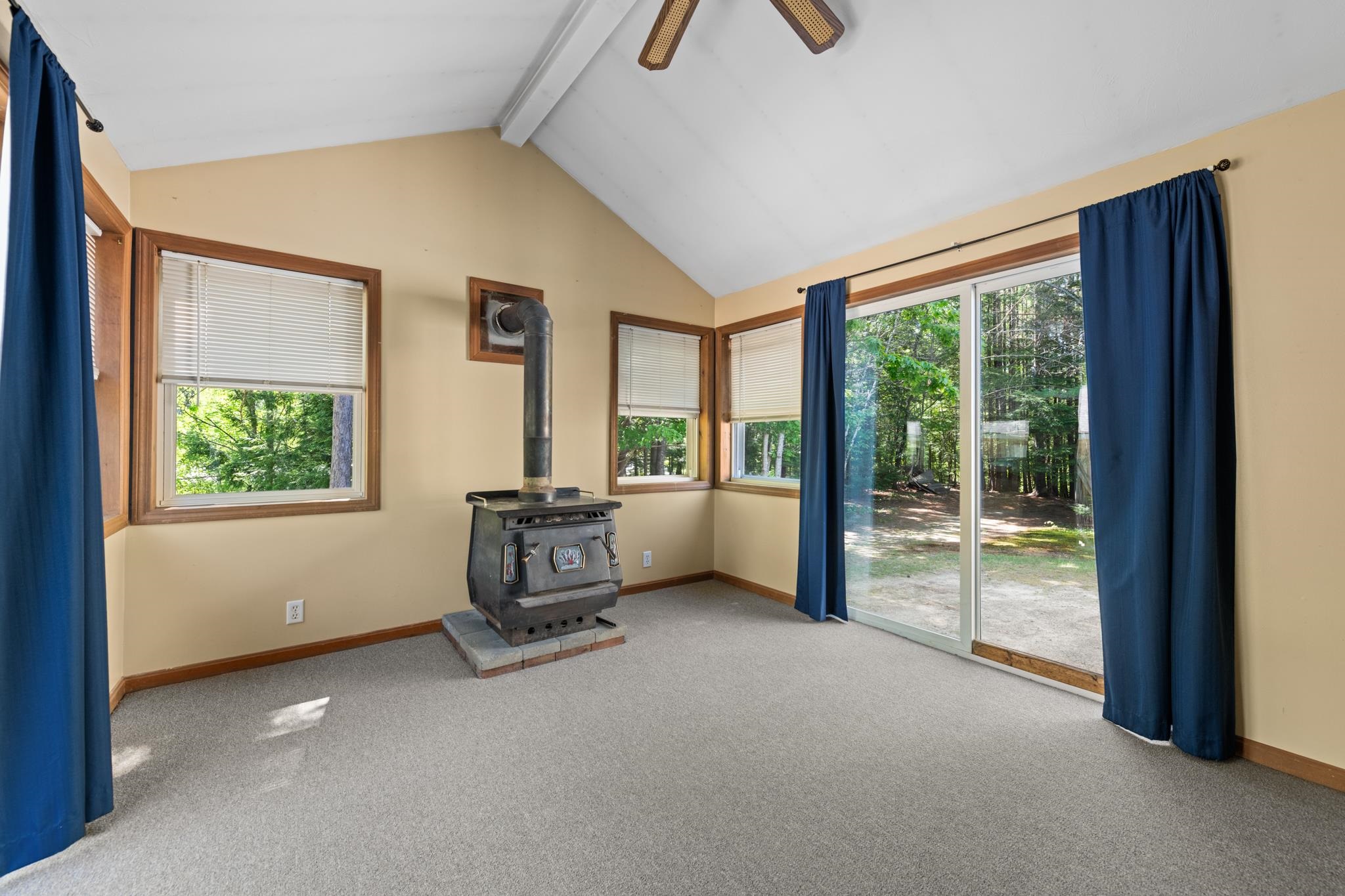 189 Lynn Ave, Alexandria, NH 03222