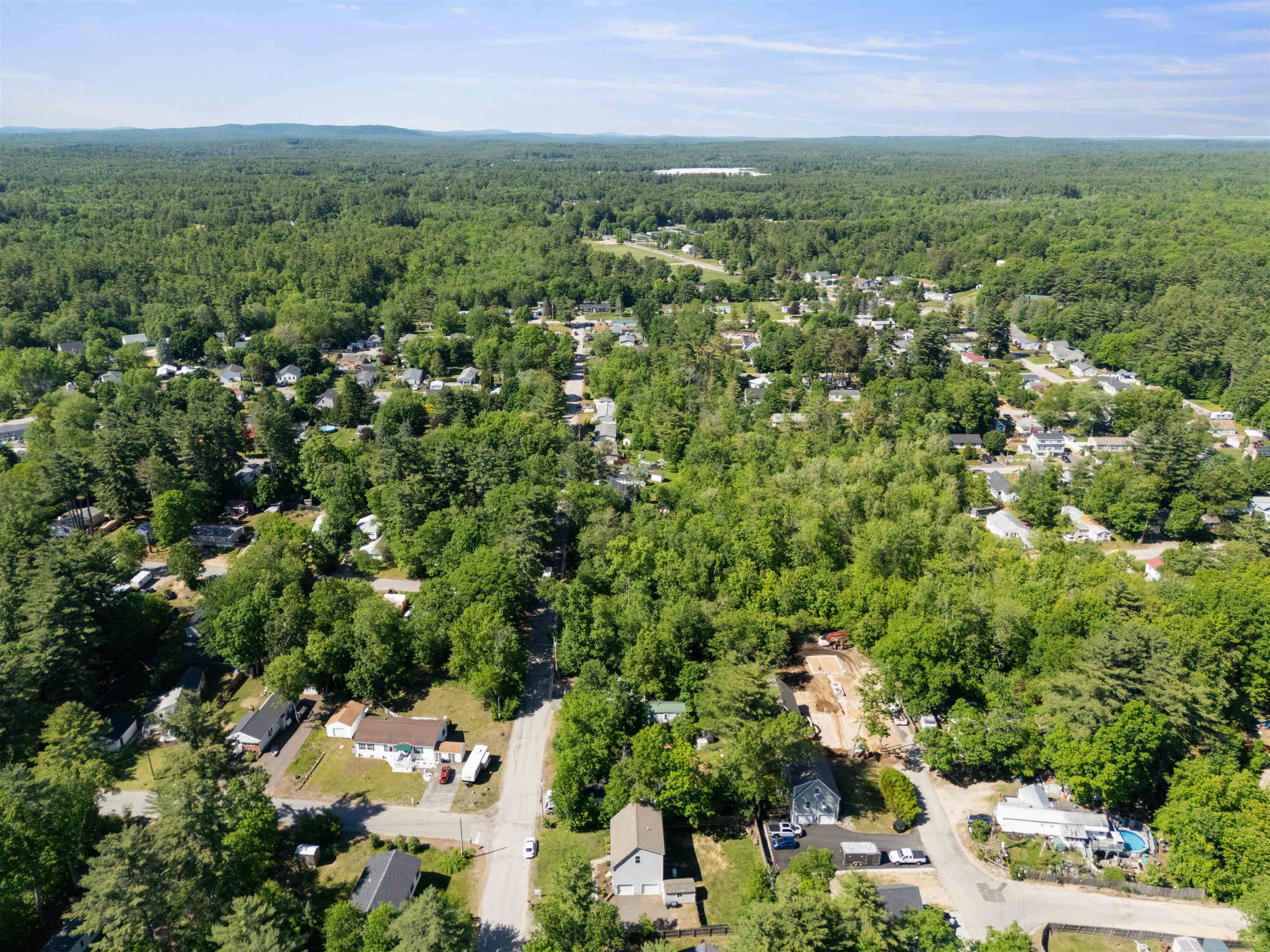 38 Regina Ave, Raymond, NH 03077