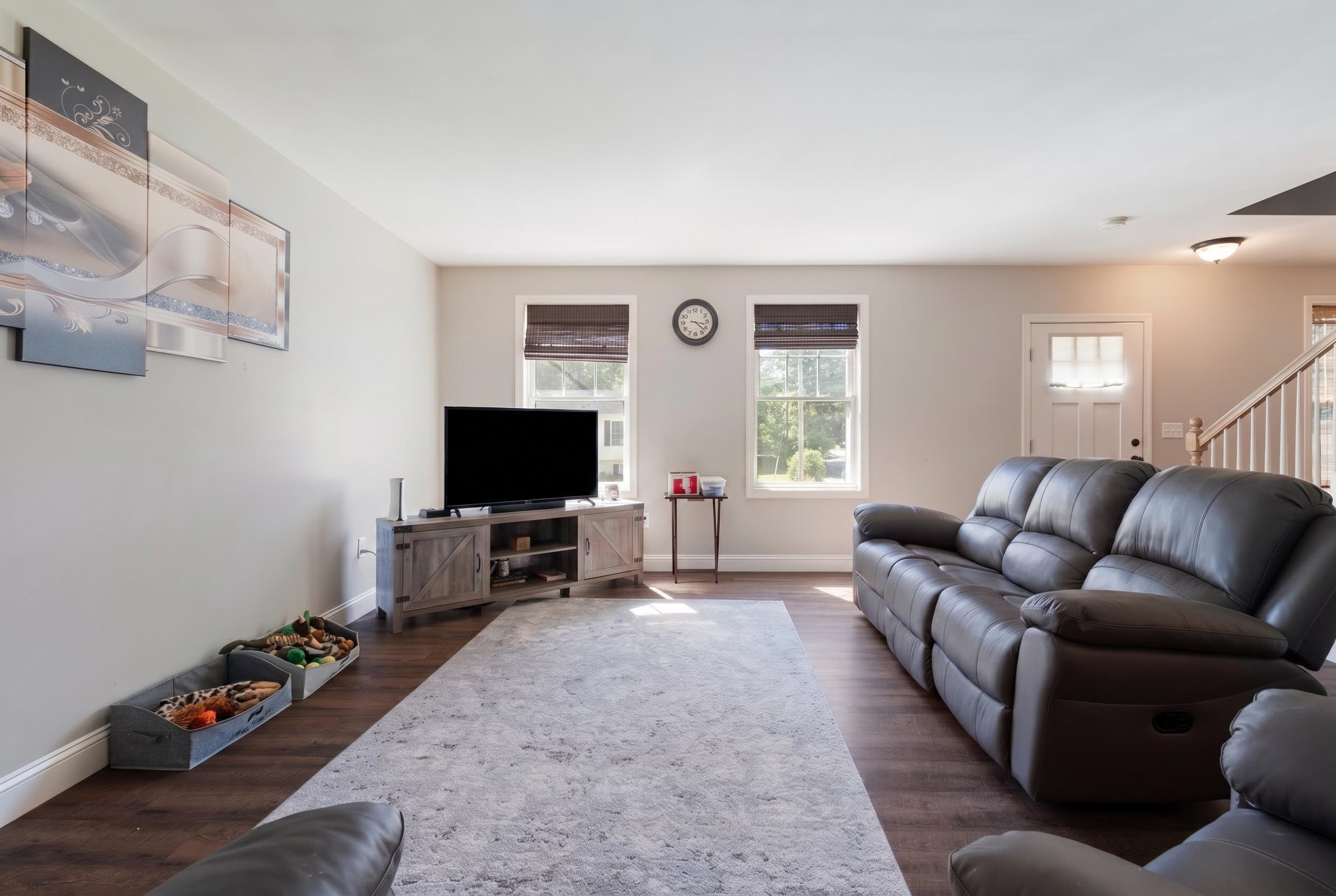 38 Regina Ave, Raymond, NH 03077