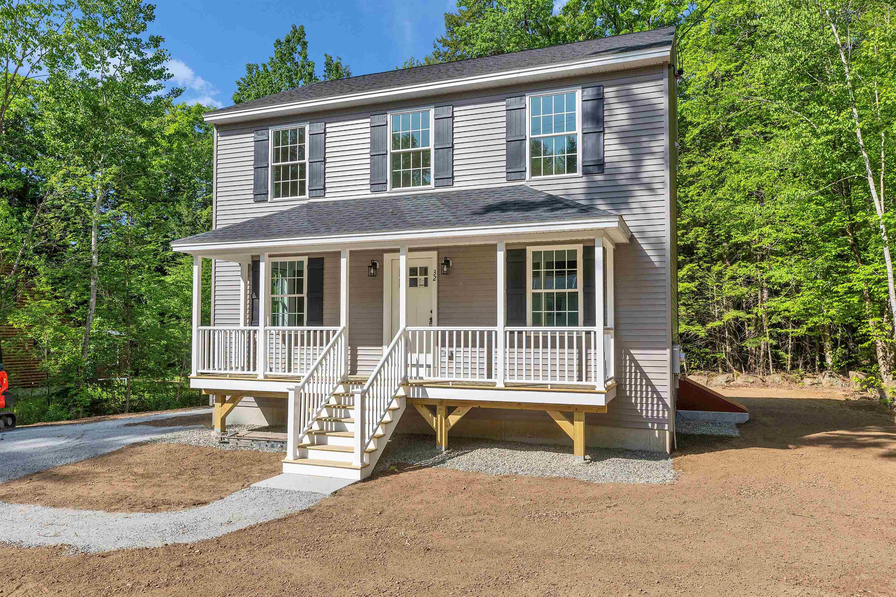 32 Deerpoint Dr, Hillsborough, NH 03244