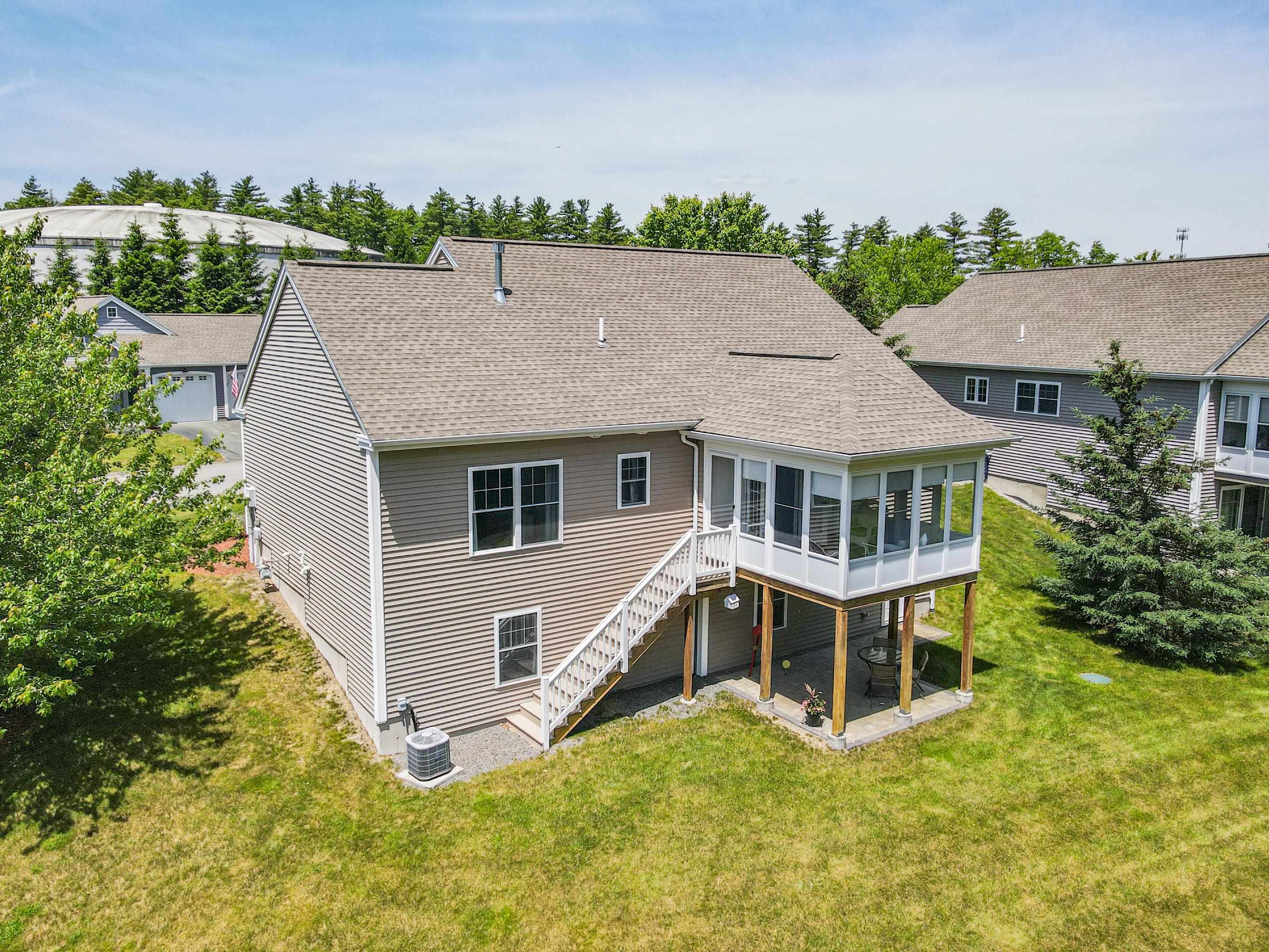 10 Furnival Rd, Nashua, NH 03064