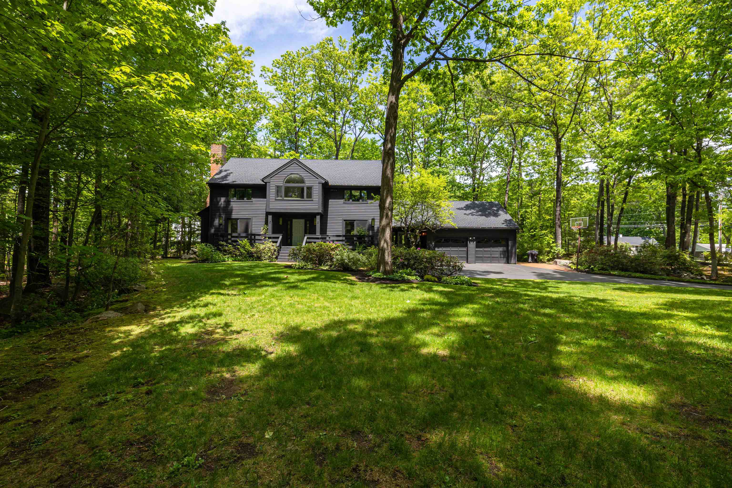 13 Pond Place Ln, Concord, NH 03301