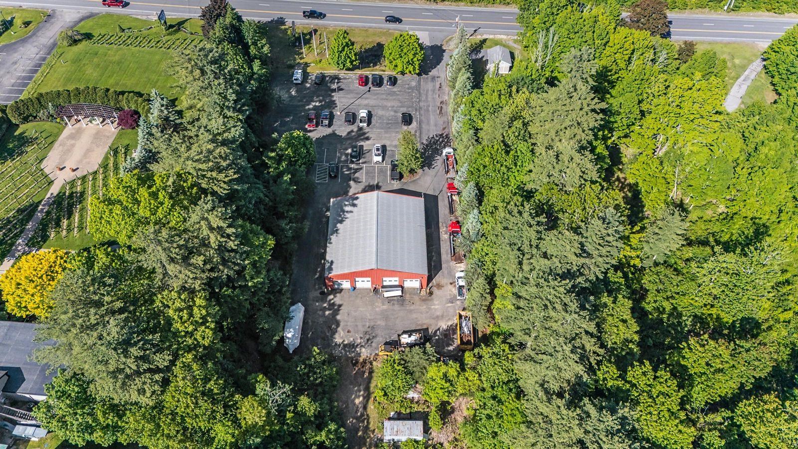 203 Rockingham Rd, Derry, NH 03038