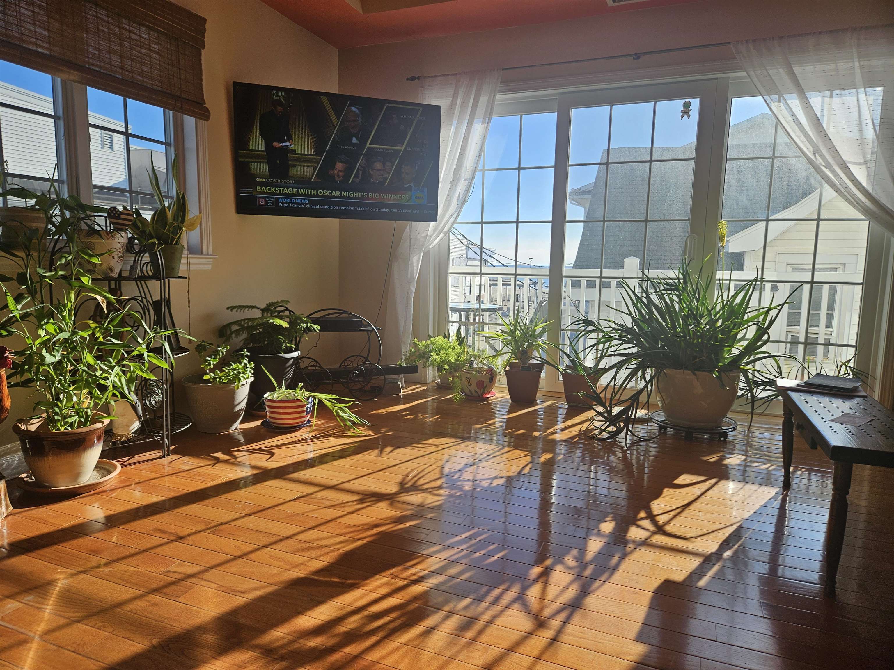 7 F St #3, Hampton, NH 03842