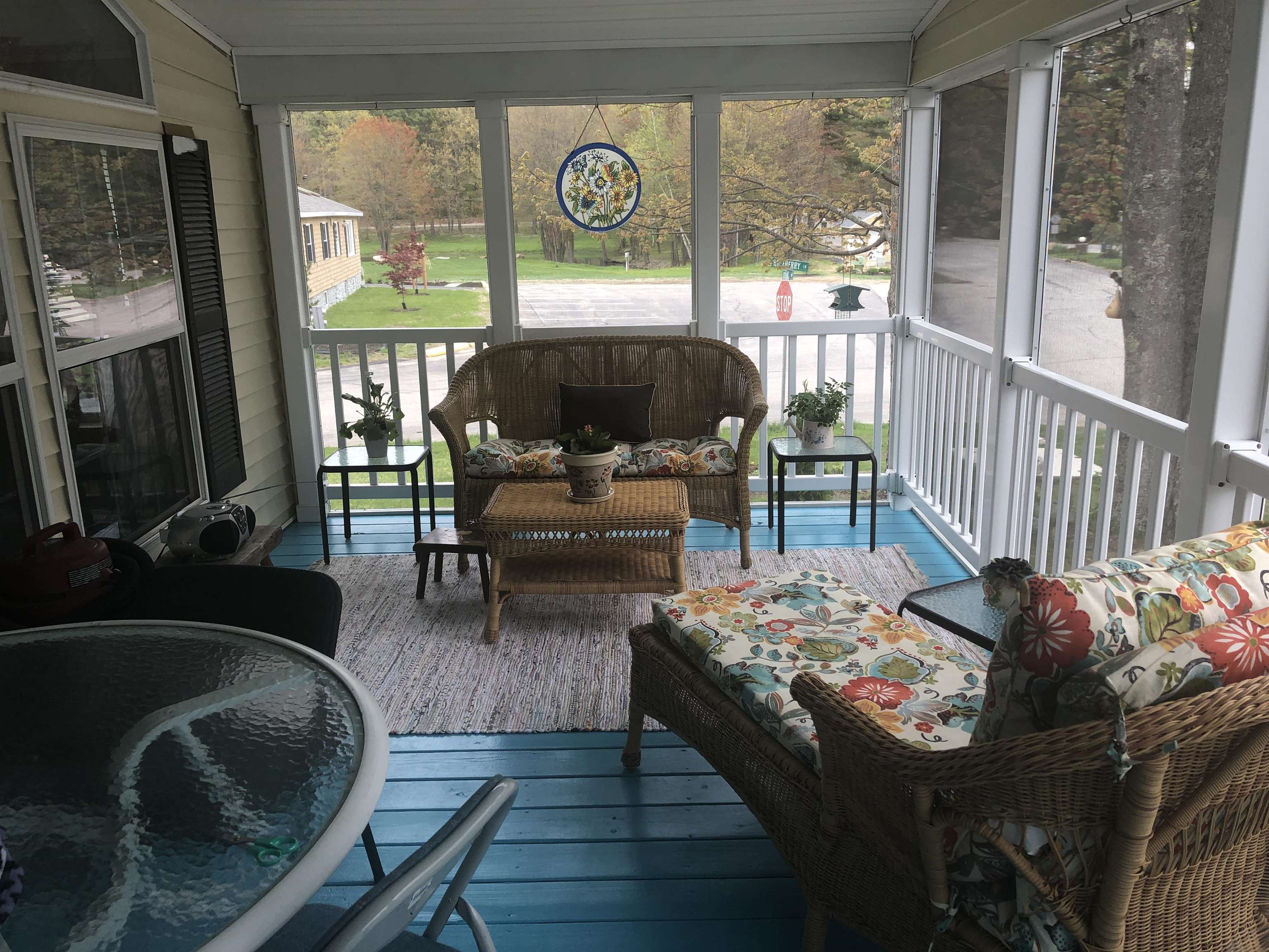 2 Lilac Dr, Rochester, NH 03867
