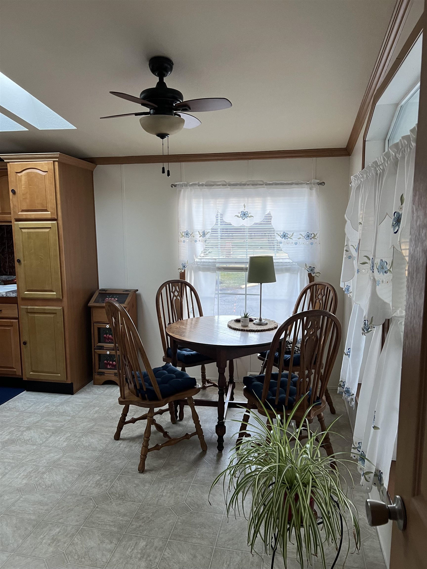 2 Lilac Dr, Rochester, NH 03867