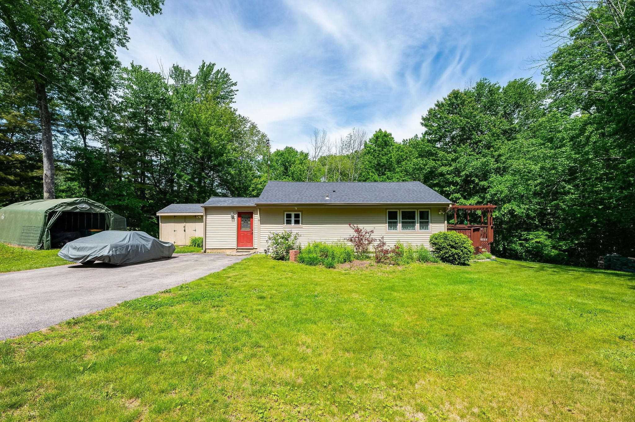 67 Dry Hill Rd, Rochester, NH 03867