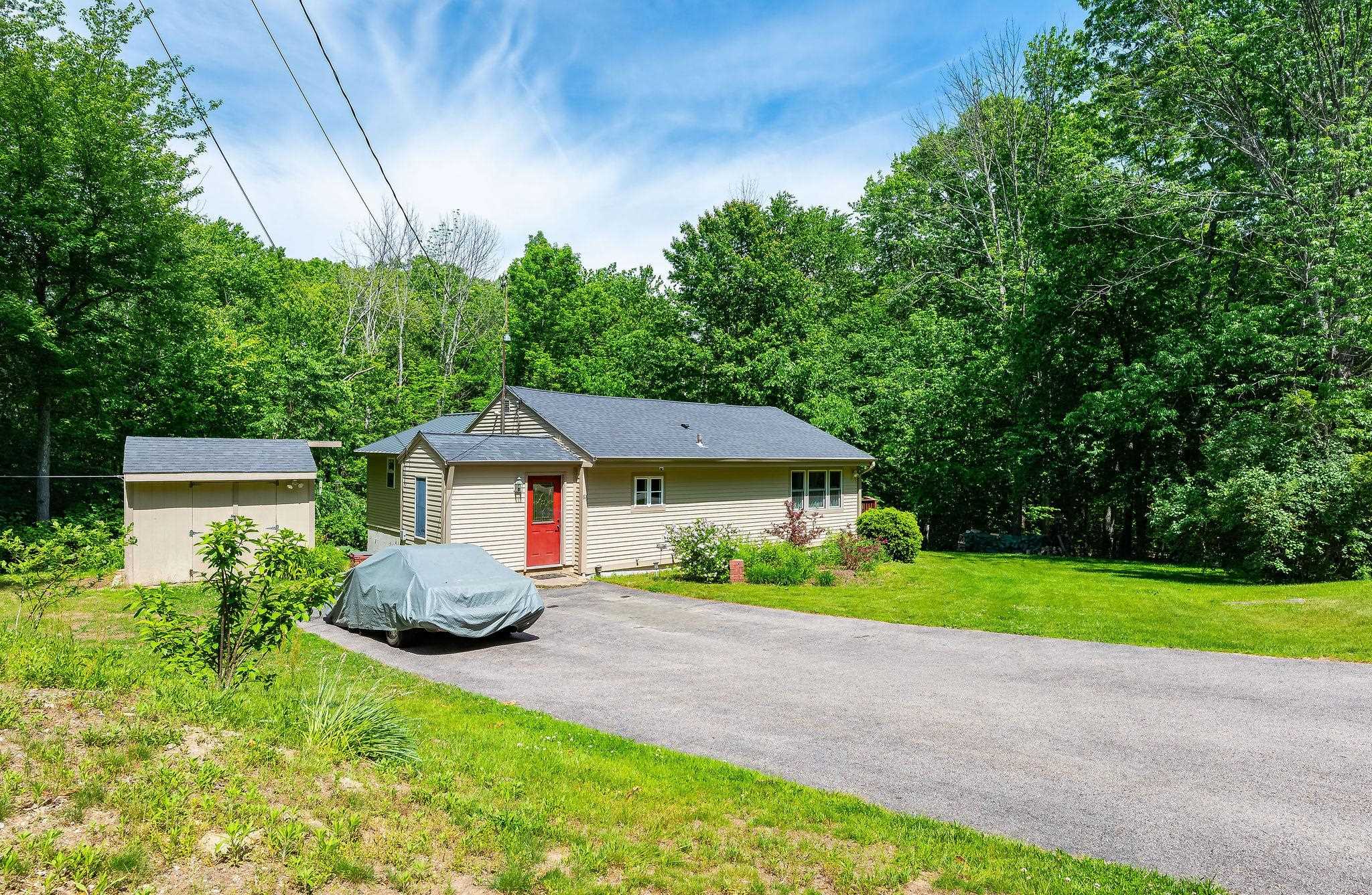 67 Dry Hill Rd, Rochester, NH 03867