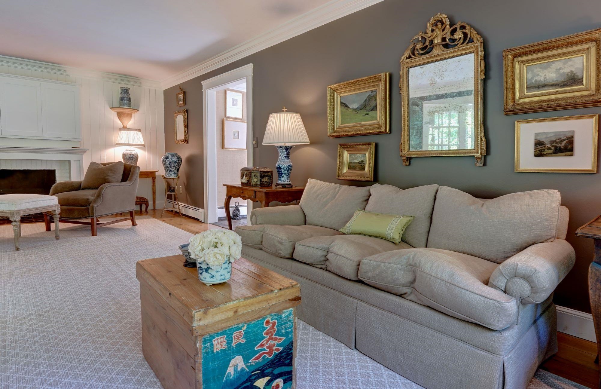 129 Mill Rd, North Hampton, NH 03862