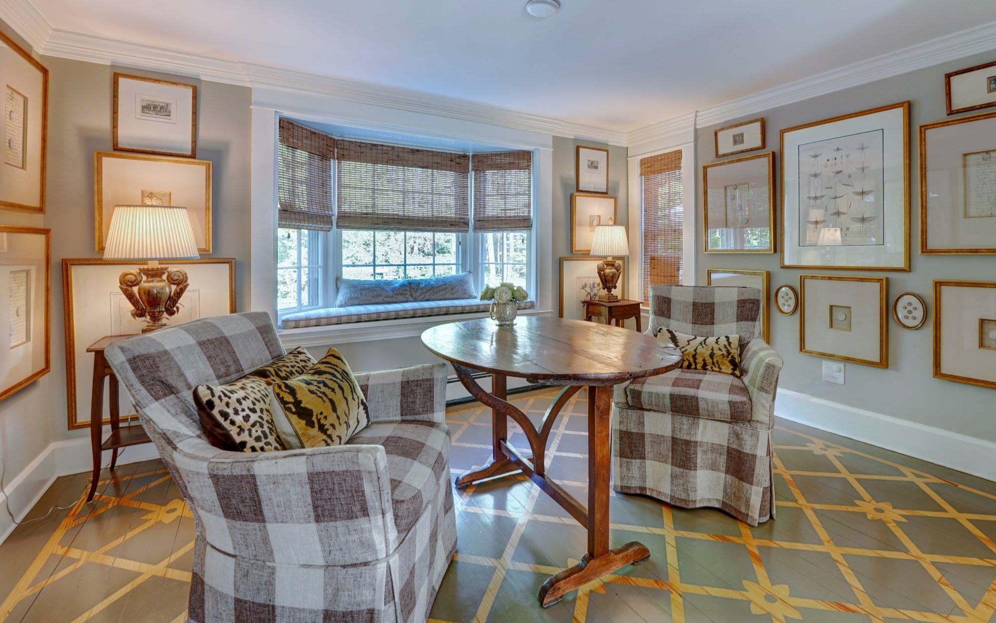 129 Mill Rd, North Hampton, NH 03862