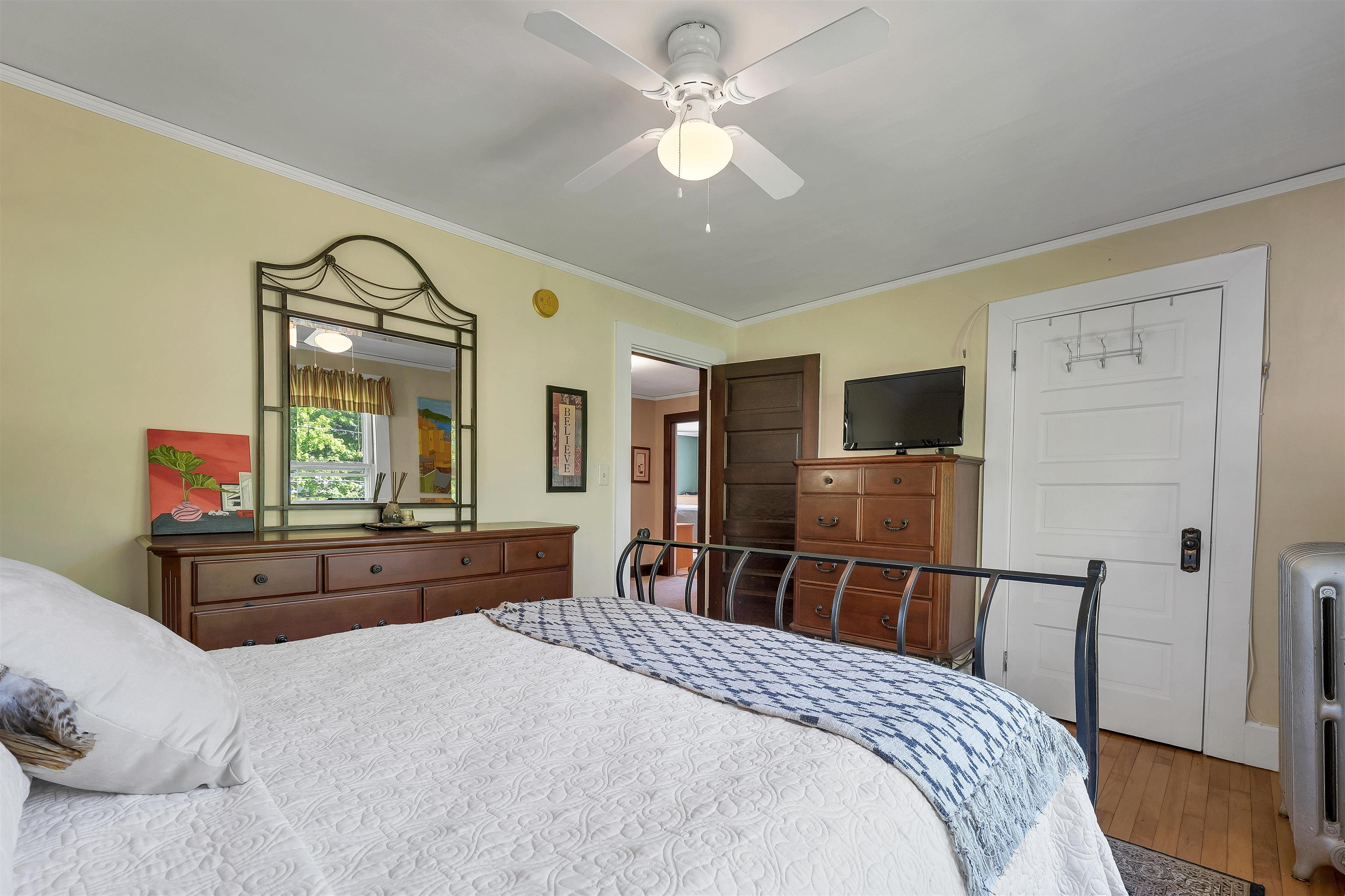 159 North Main St, Wolfeboro, NH 03894