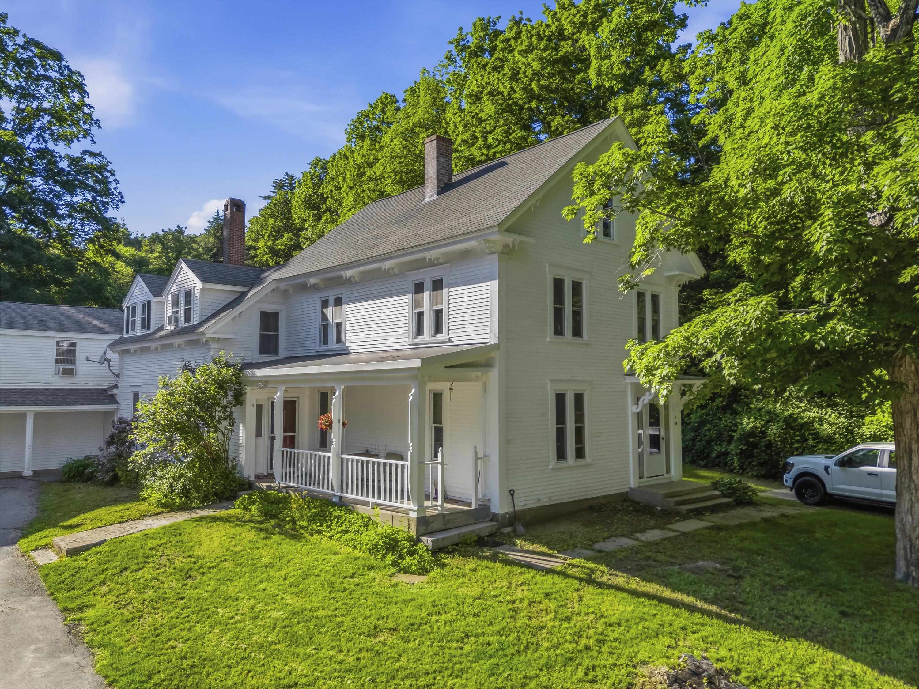 7 Berry Rd, Nottingham, NH 03290