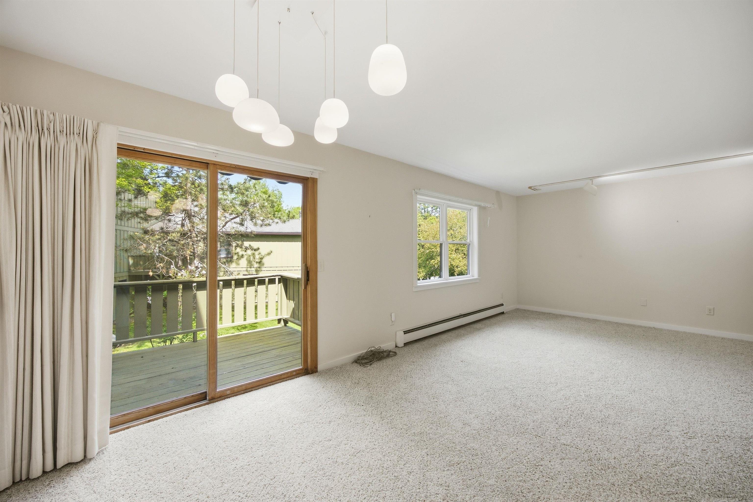  25421813