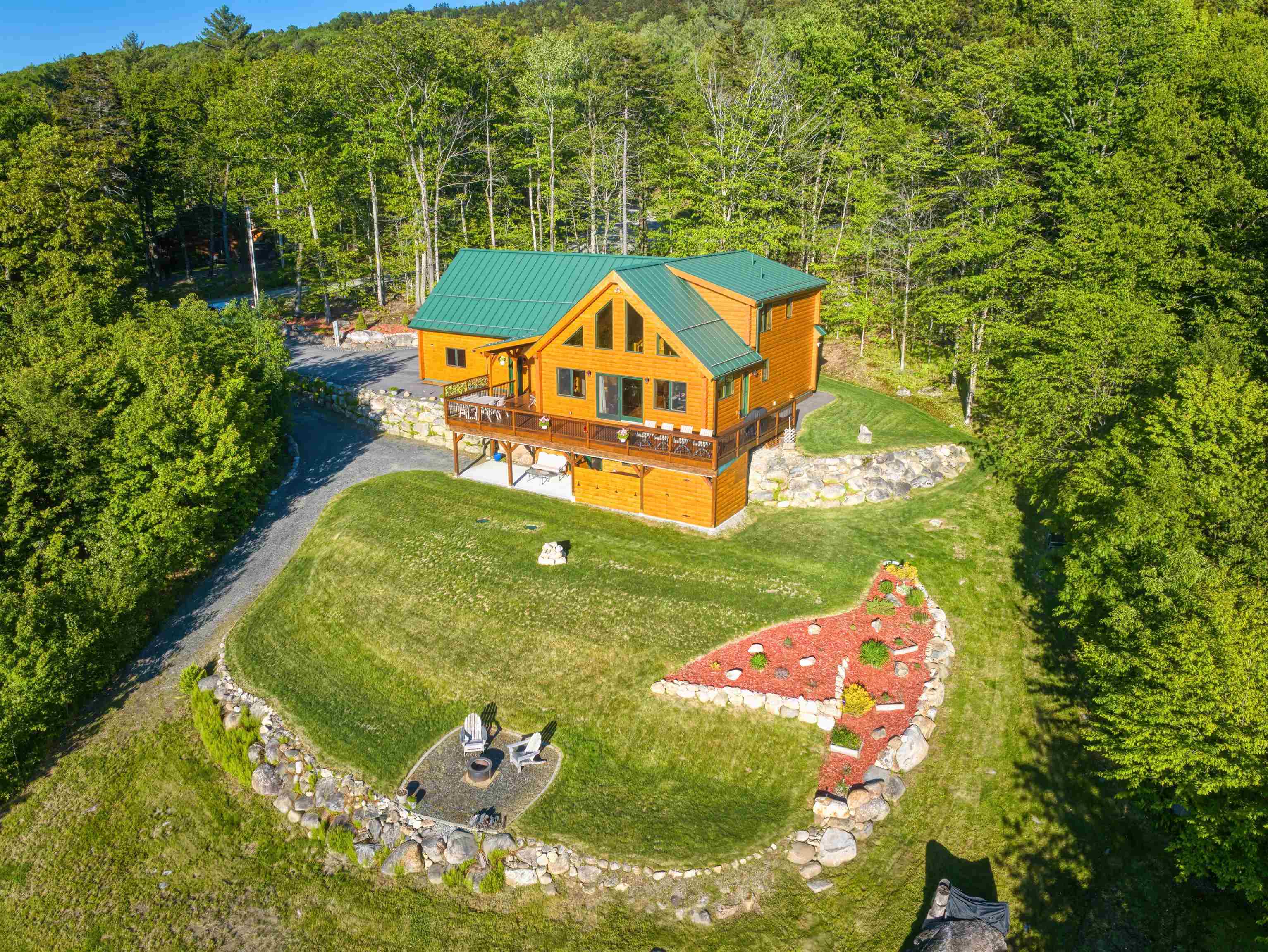 201 Rollins Rd, Newbury, NH 03255