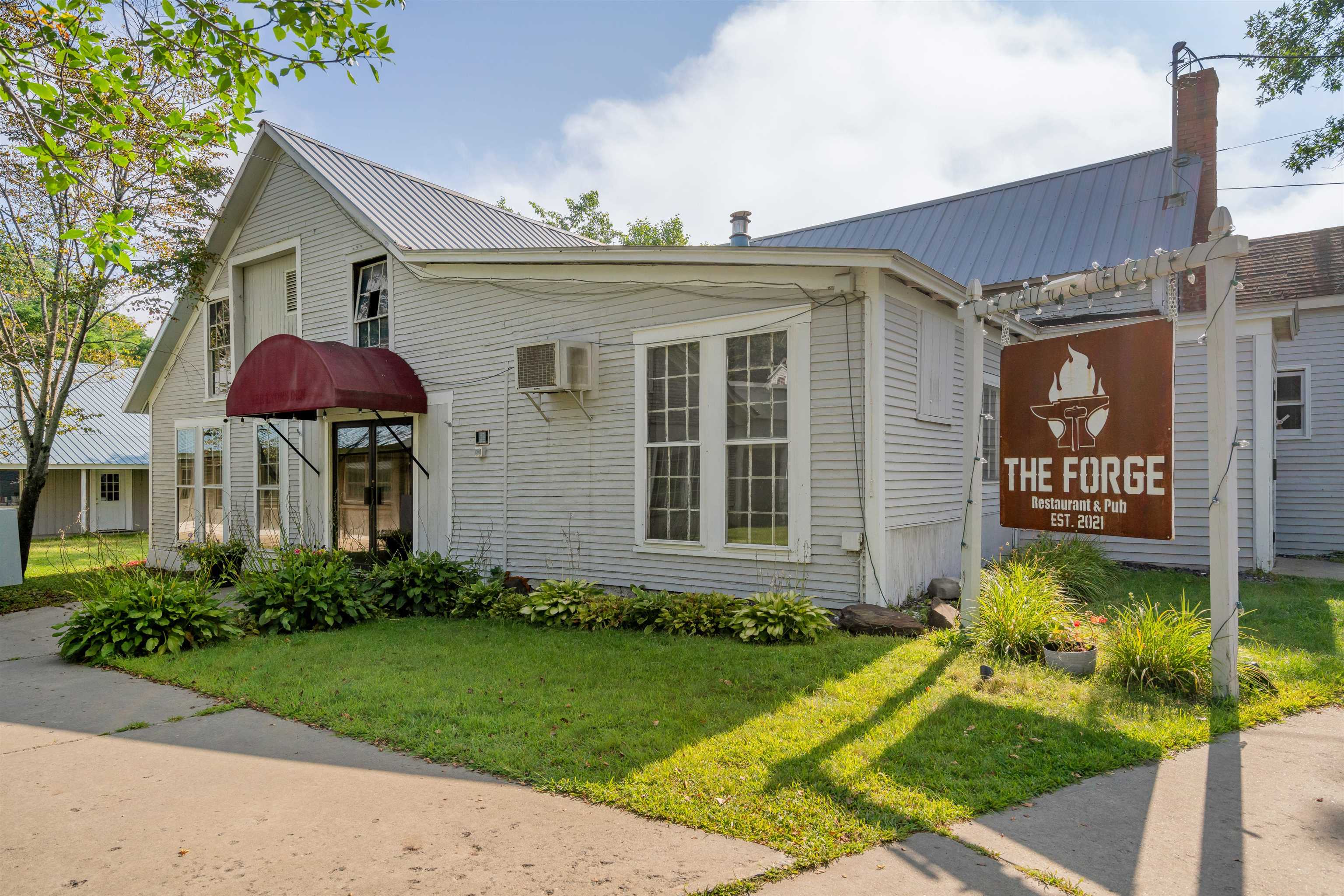 Randolph VT&nbsp;Commercial Property for sale $$299,000 $44 per sq.ft.