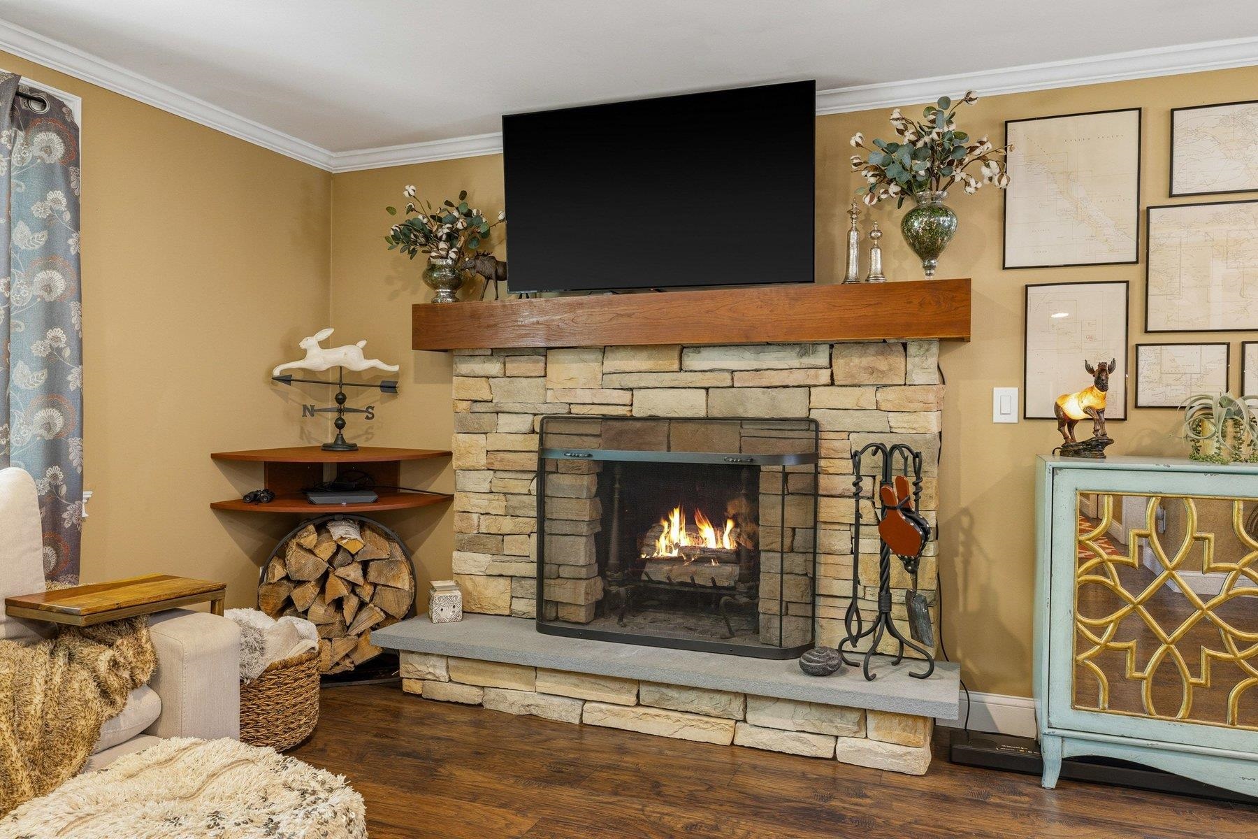 2 Garrison Ln, Madbury, NH 03823