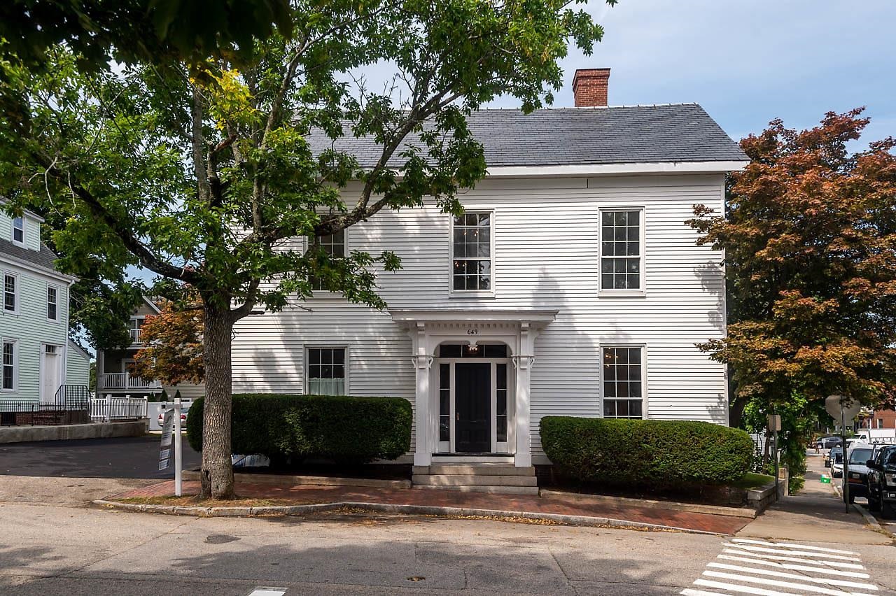 649 State St #C, Portsmouth, NH 03801