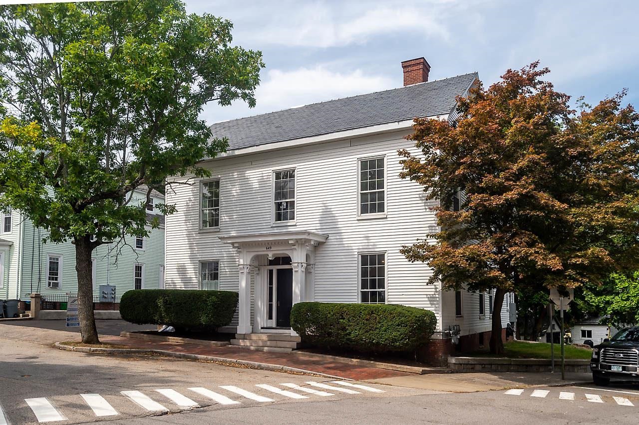 649 State St #C, Portsmouth, NH 03801
