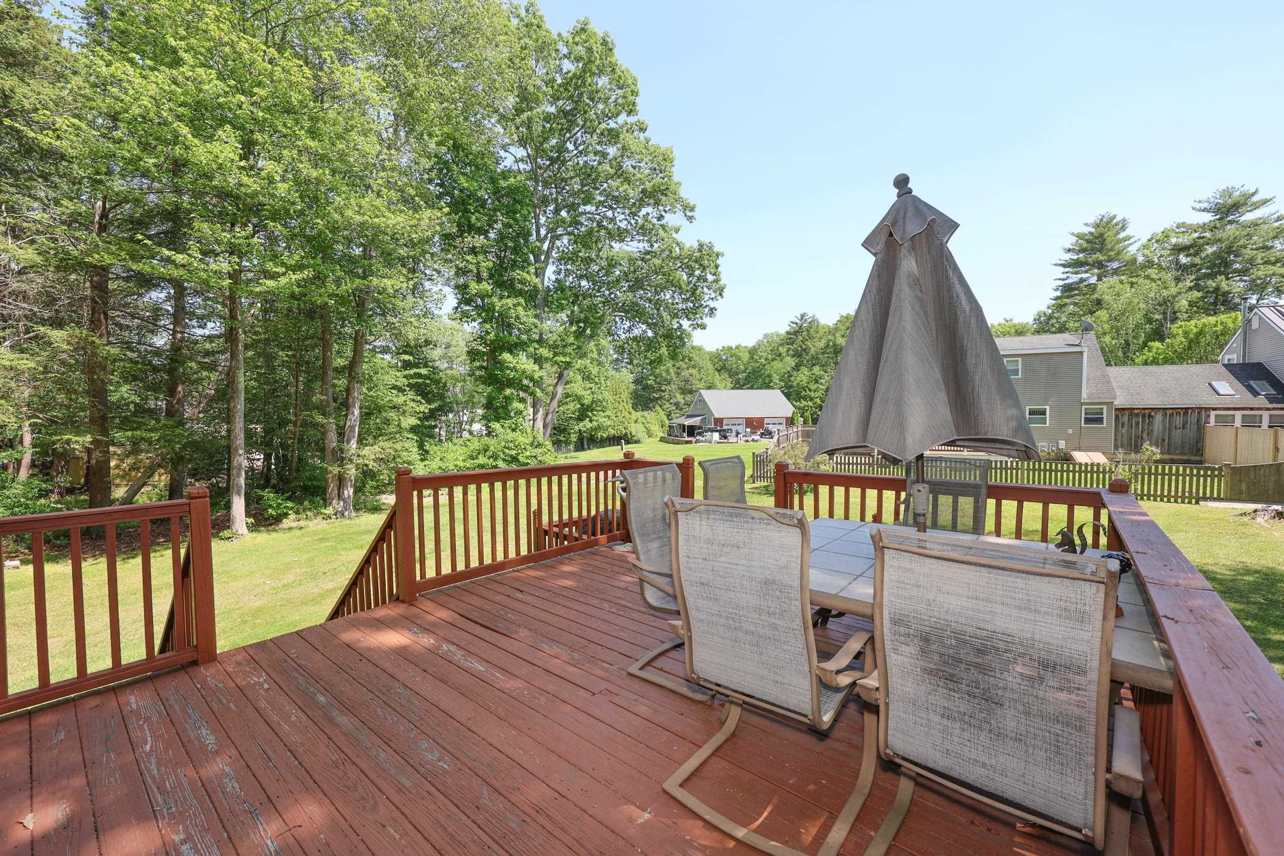 20 Purington Ln, Hampton, NH 03842