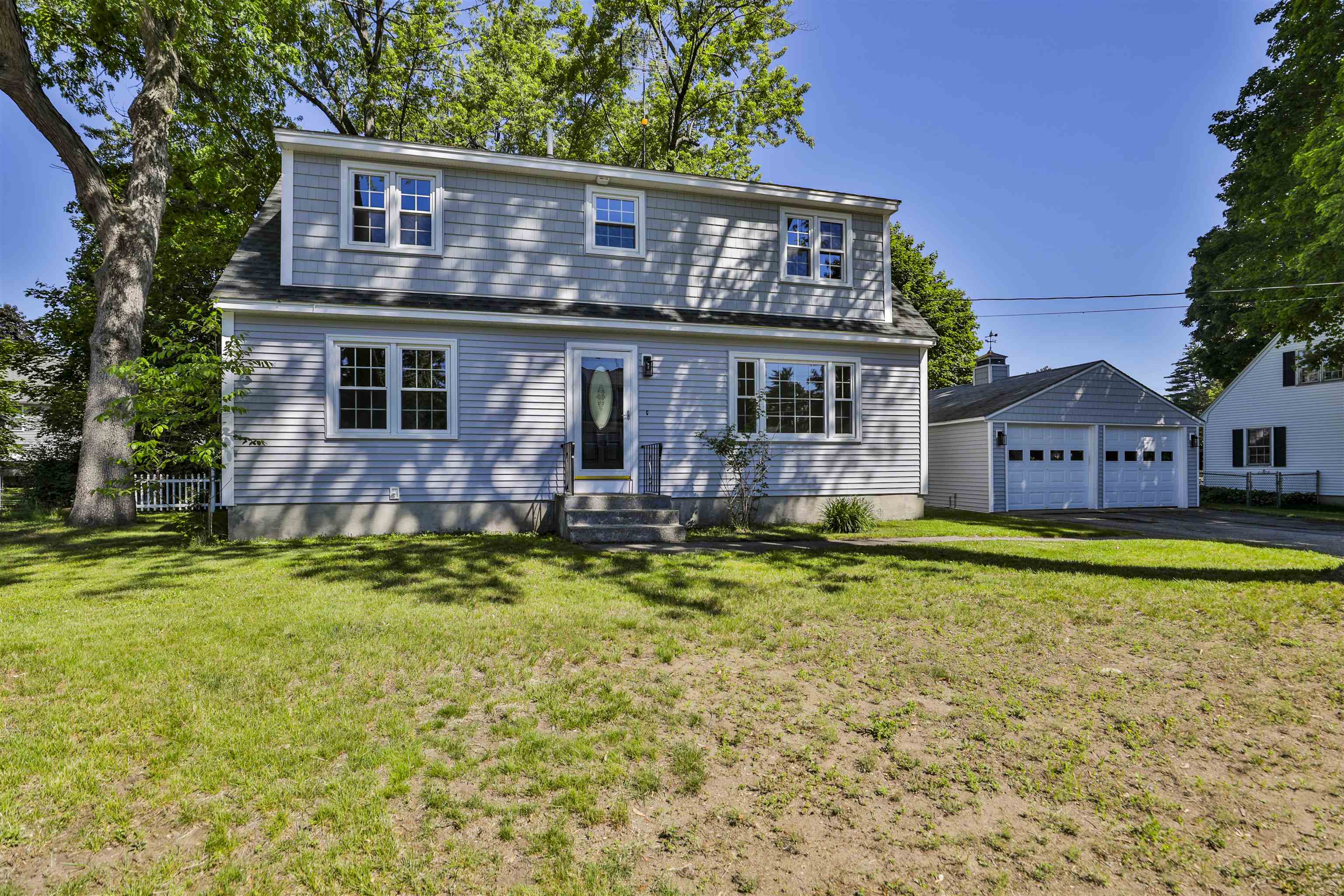 7 Holly Dr, Nashua, NH 03063