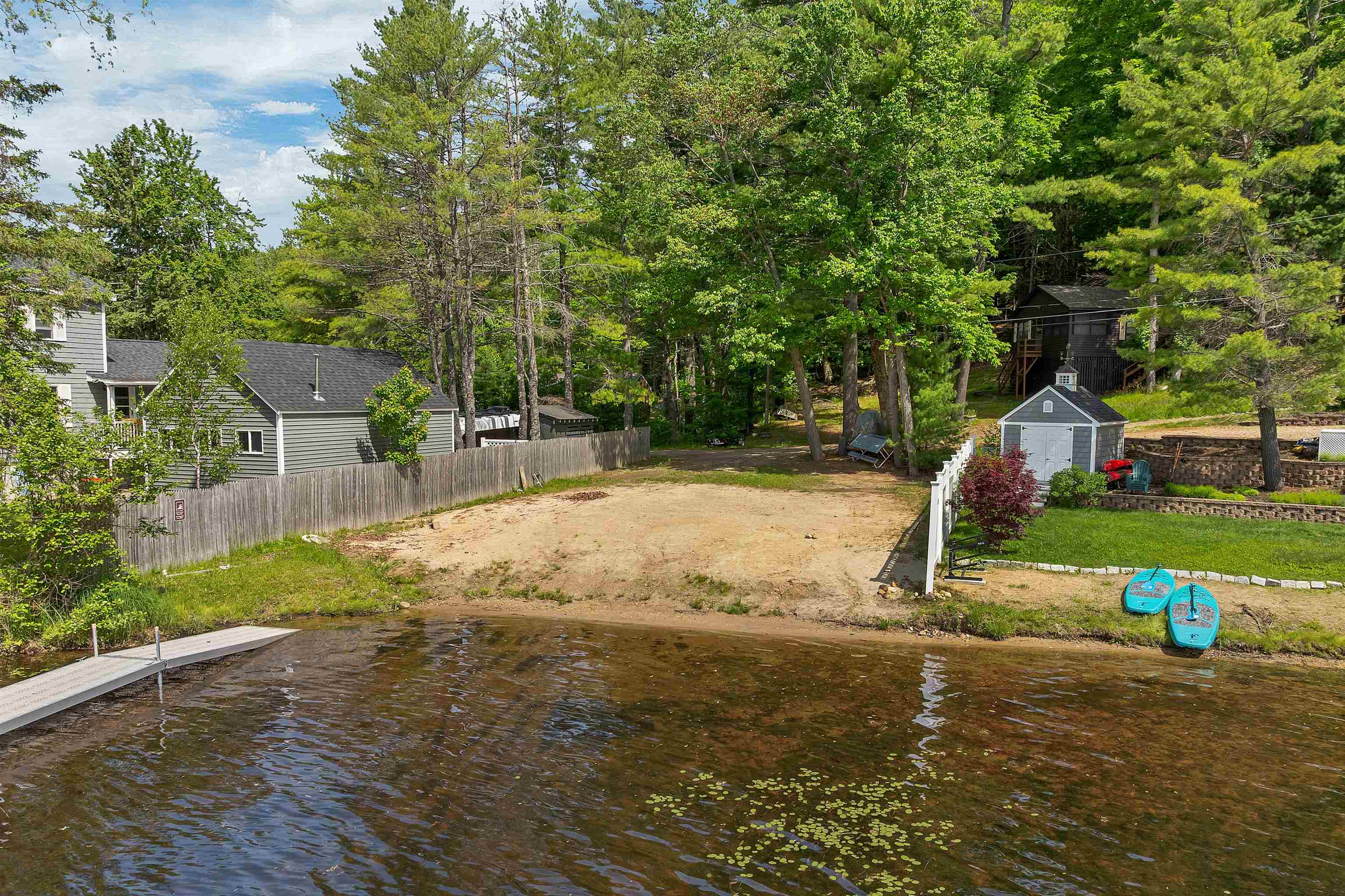 16 Palm Ln, Alton, NH 03809