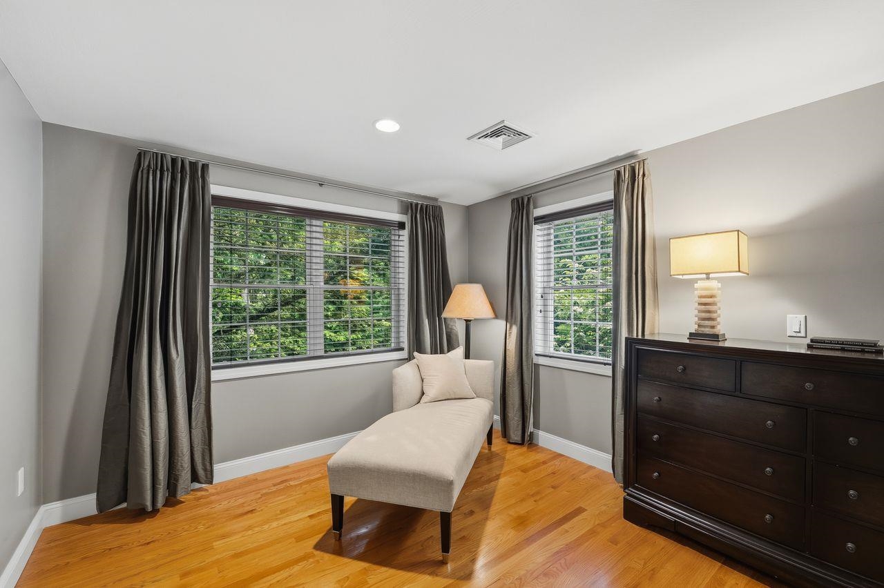 10 Cristy Rd, Windham, NH 03087