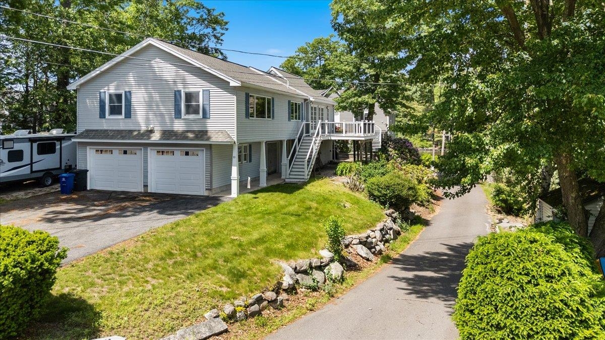 81 Conleys Grove Rd, Derry, NH 03038