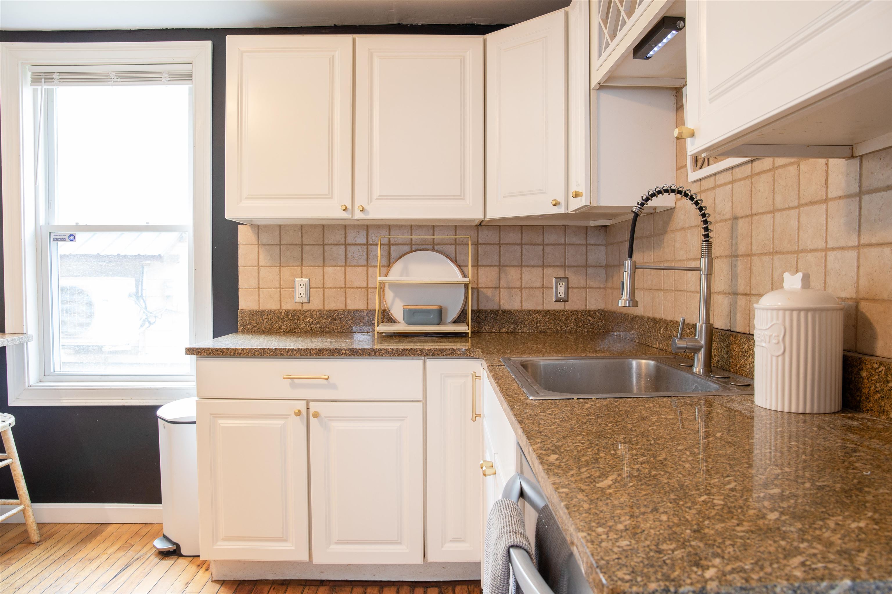 32 South Main St, Lebanon, NH 03784