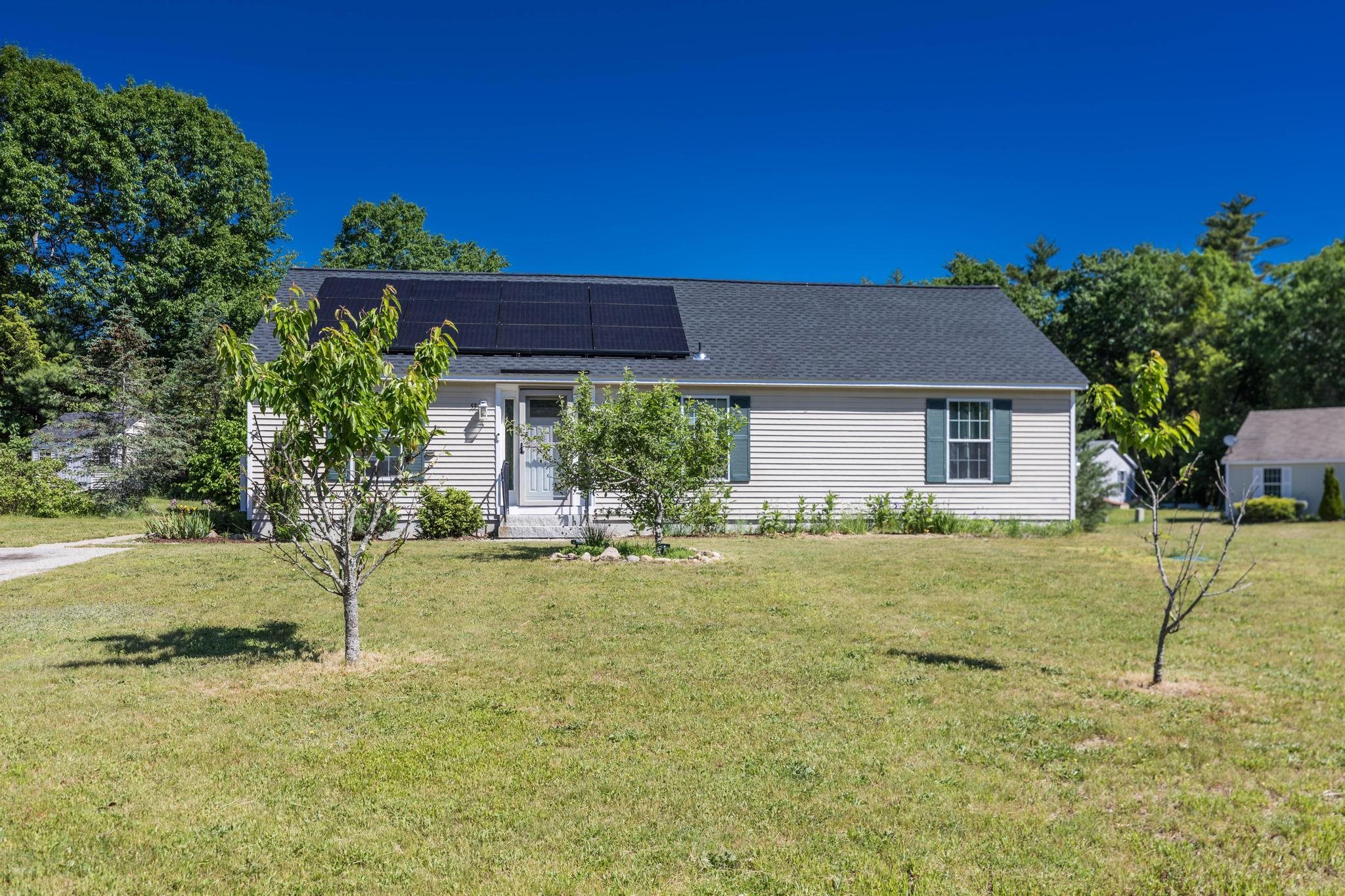 53 Nuthatch Loop, Barrington, NH 03825