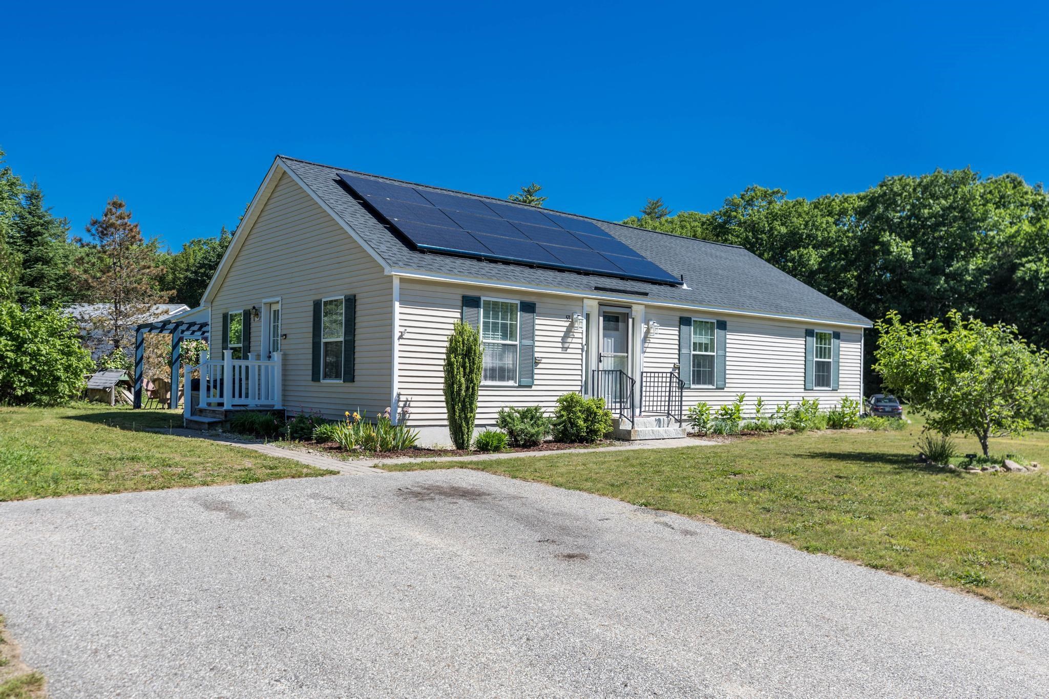 53 Nuthatch Loop, Barrington, NH 03825
