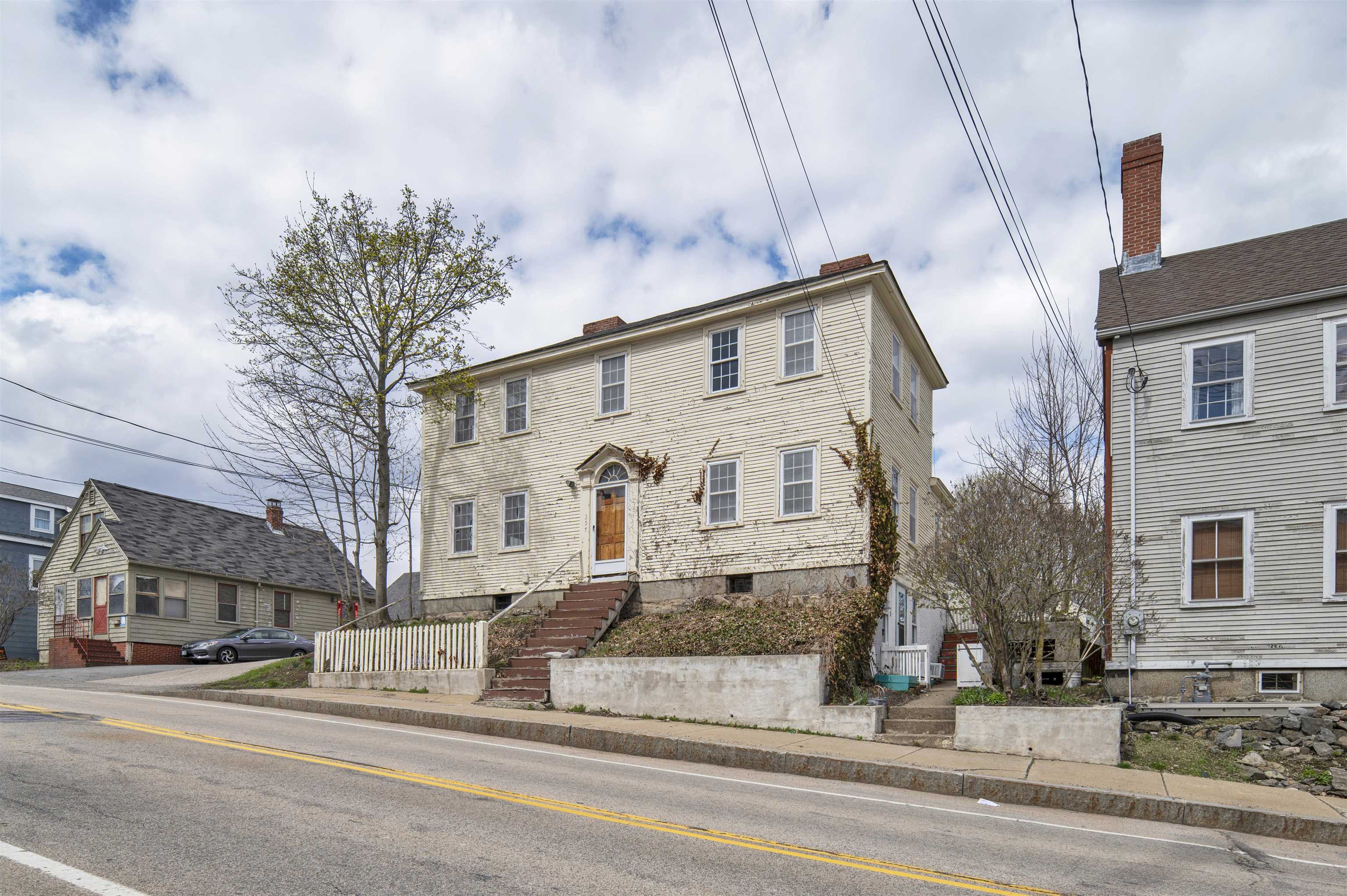 357 Maplewood Ave, Portsmouth, NH 03801