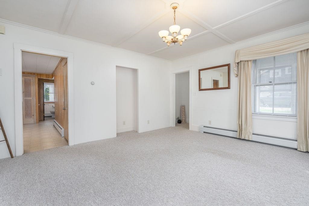 54 Maple St, Rochester, NH 03867