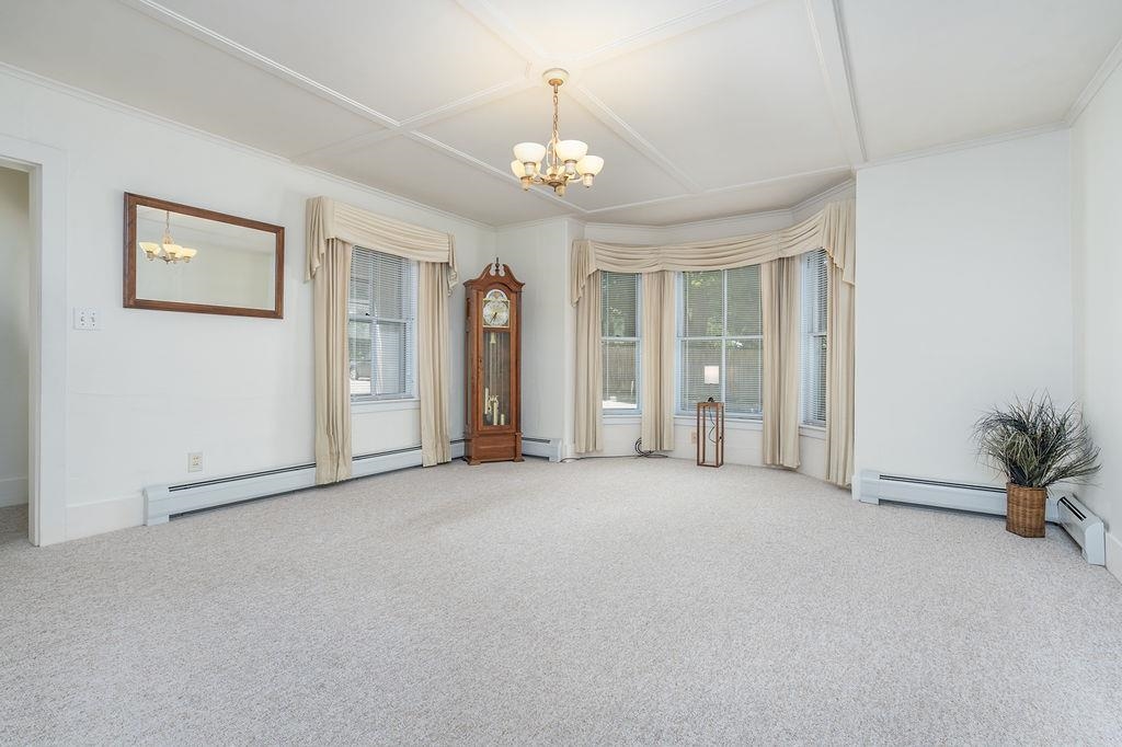 54 Maple St, Rochester, NH 03867