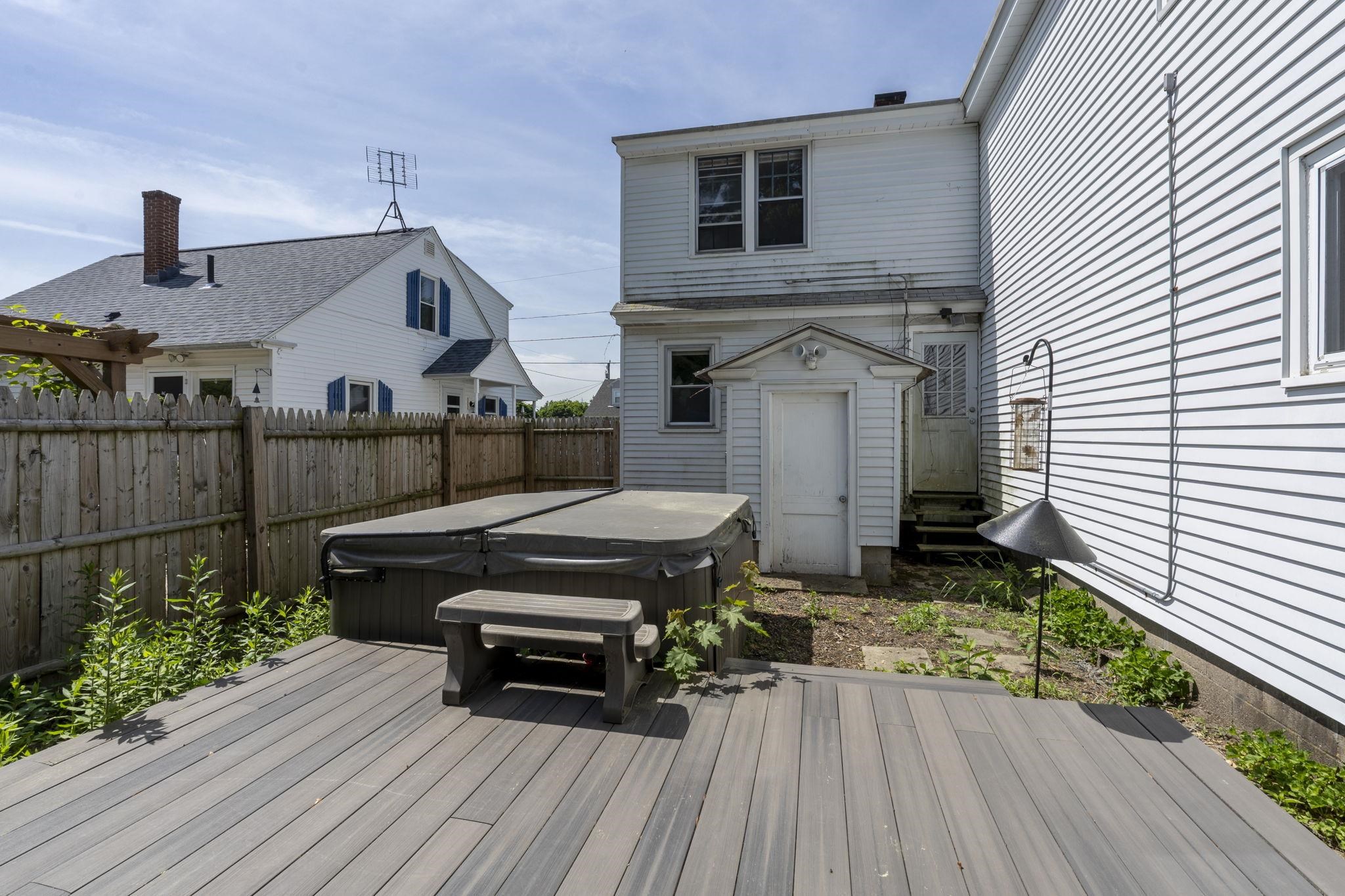 24 Blanchard St, Nashua, NH 03060