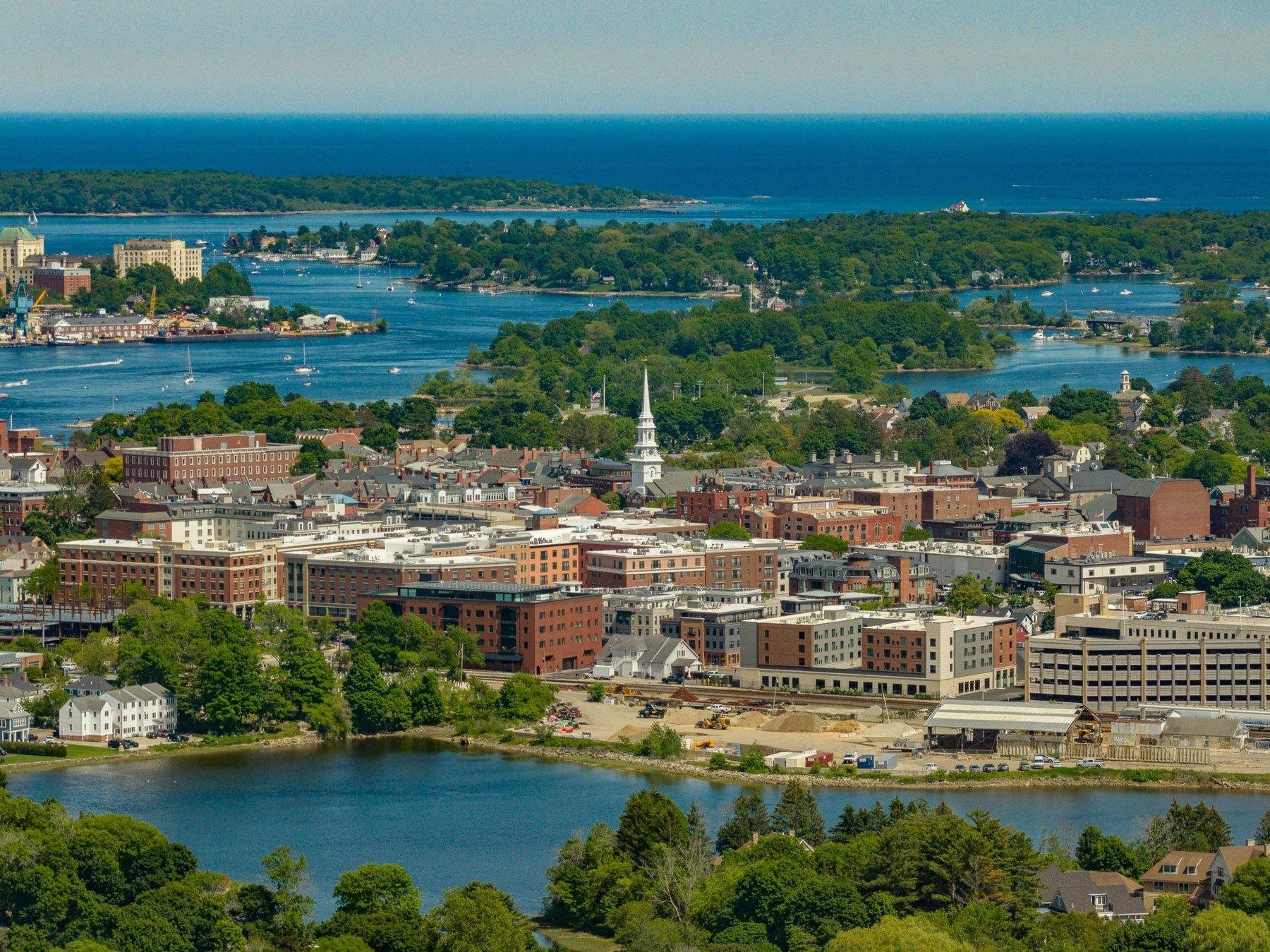115 Fairview Ave, Portsmouth, NH 03801