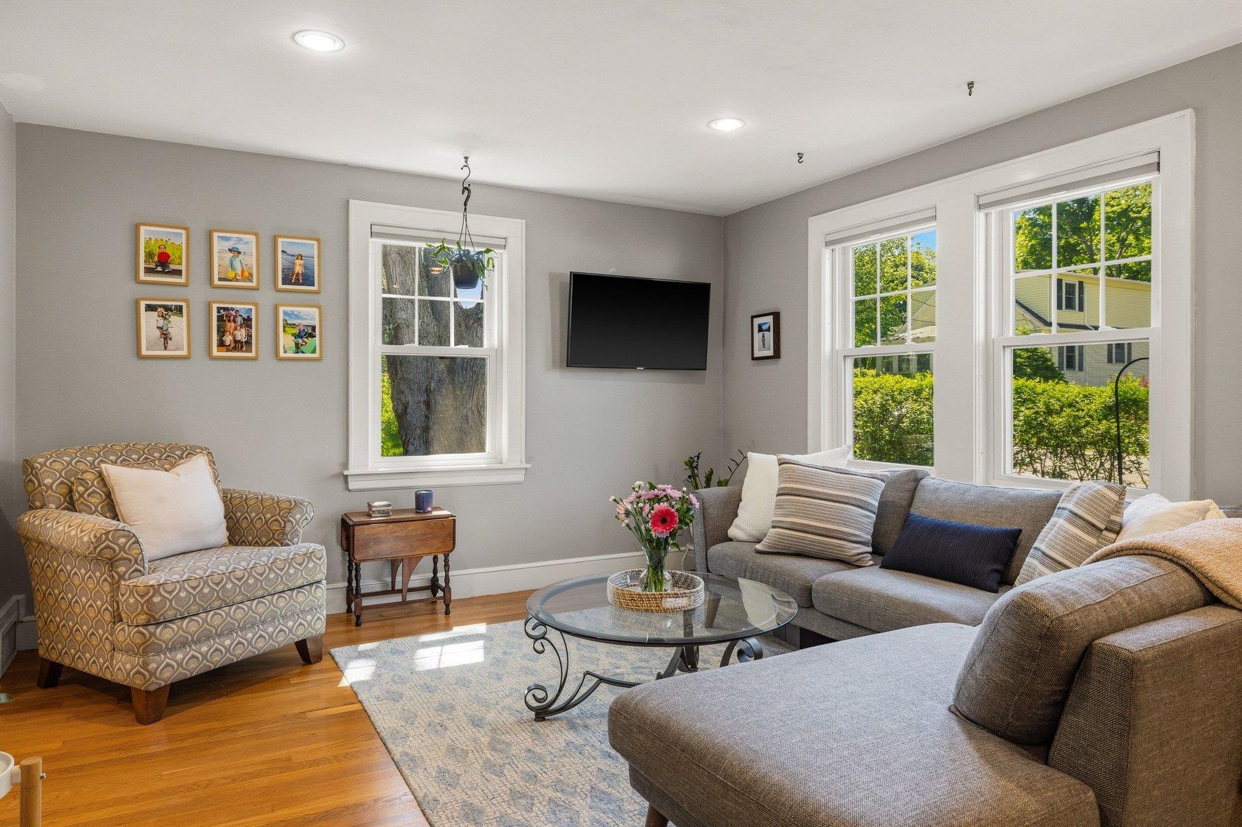 115 Fairview Ave, Portsmouth, NH 03801